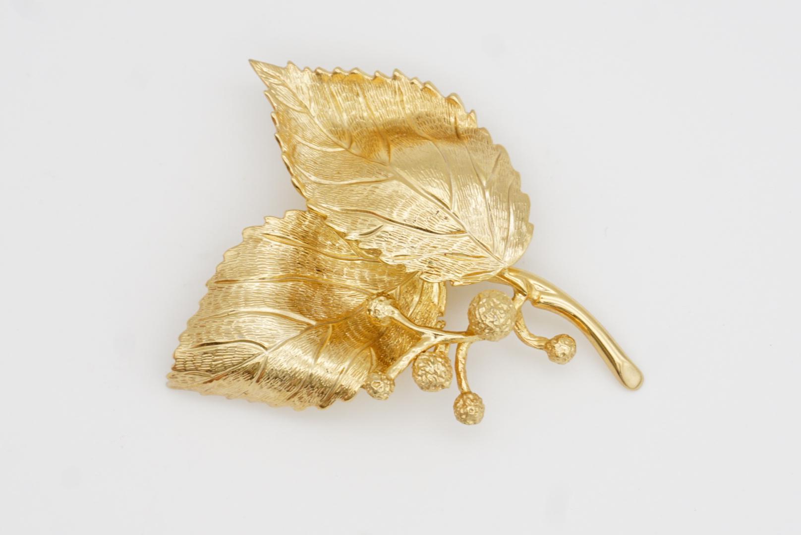 Christian Dior GROSSE 1967 Vintage Double Vivid Windy Leaf Cluster Fruit Brooch For Sale 6