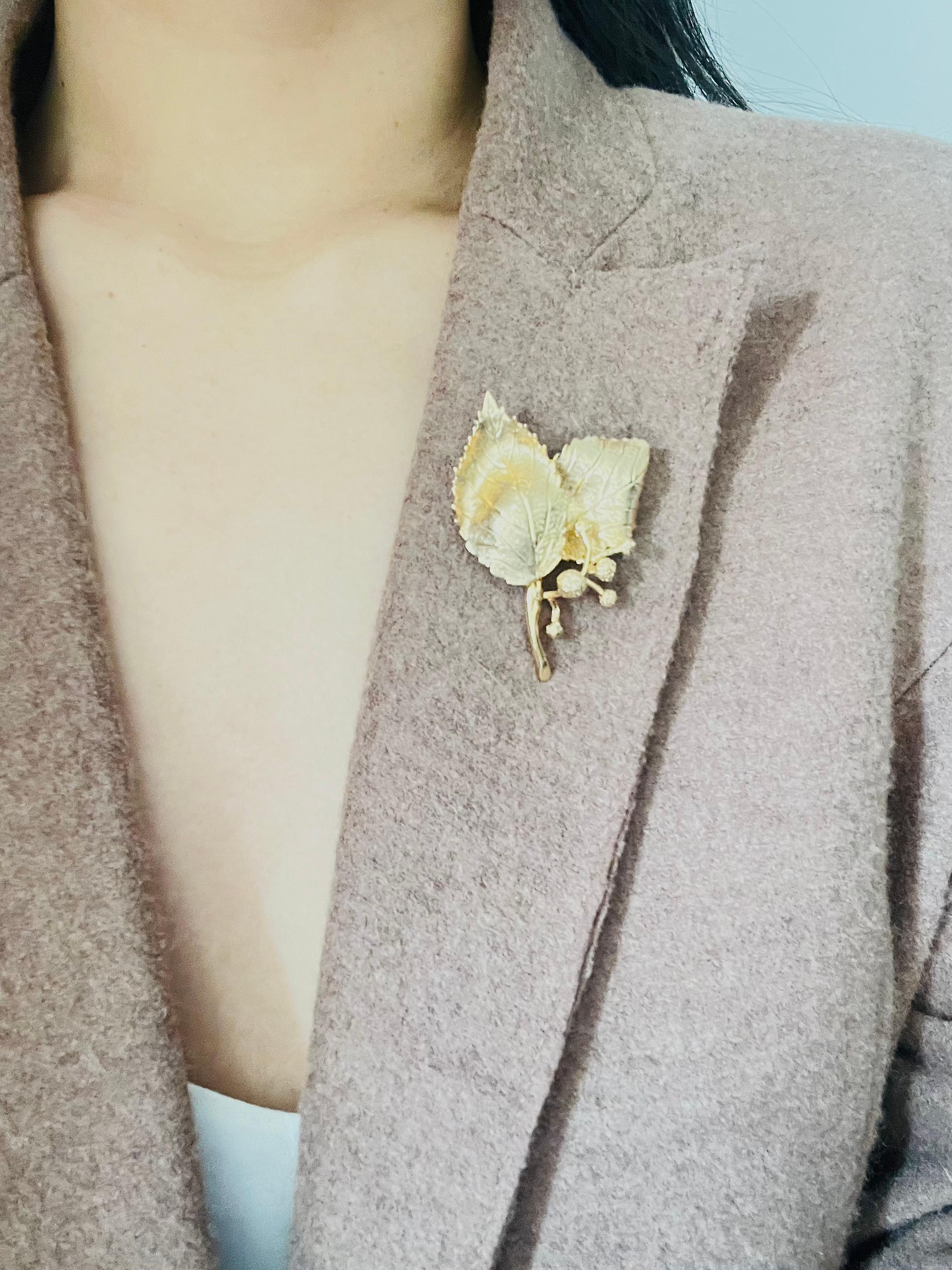 Christian Dior GROSSE 1967 Vintage Double Vivid Windy Leaf Cluster Fruit Brooch For Sale 2