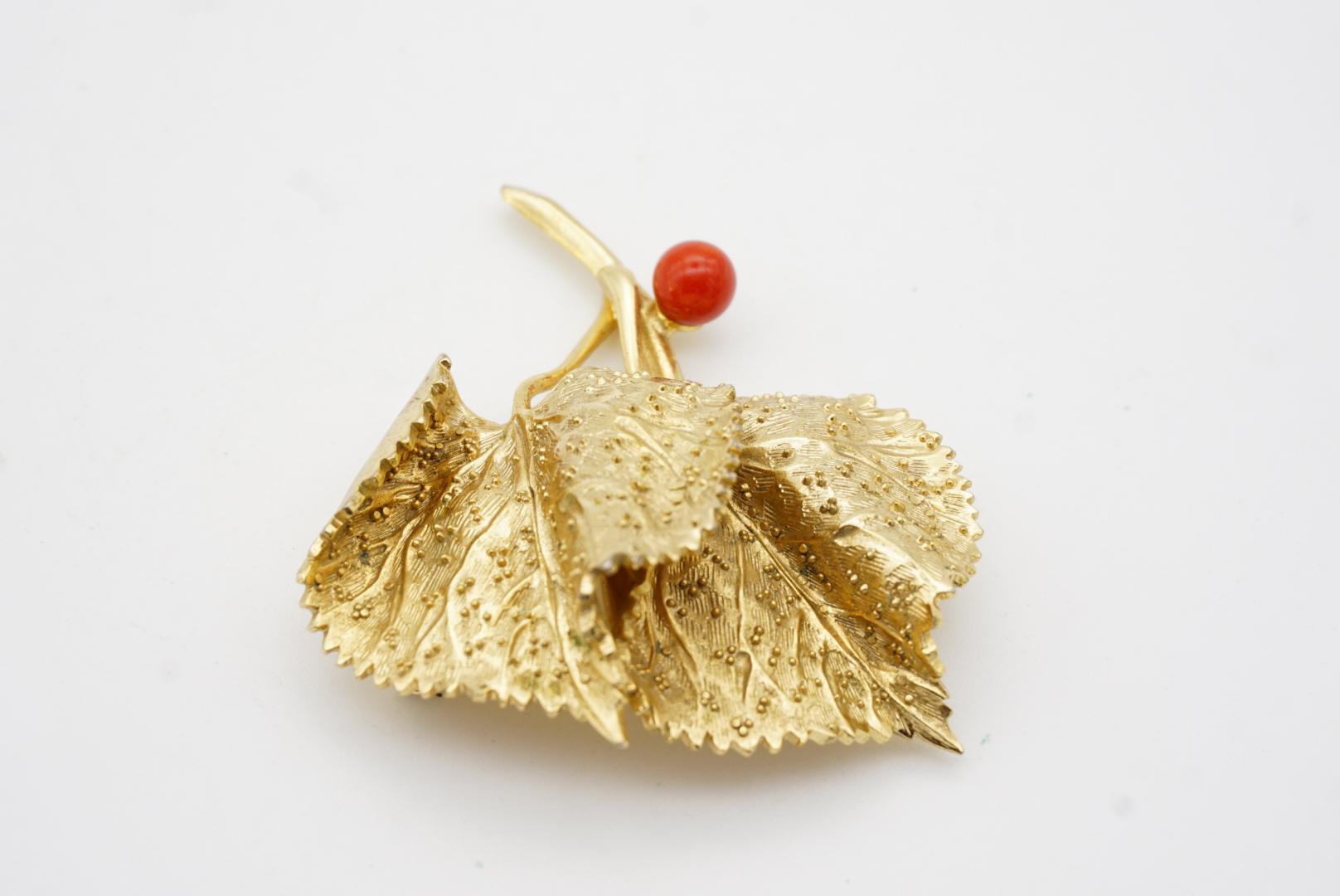 Christian Dior GROSSE 1967 Vintage Double Wavy Grains Leaf Red Ball Gold Brooch 5