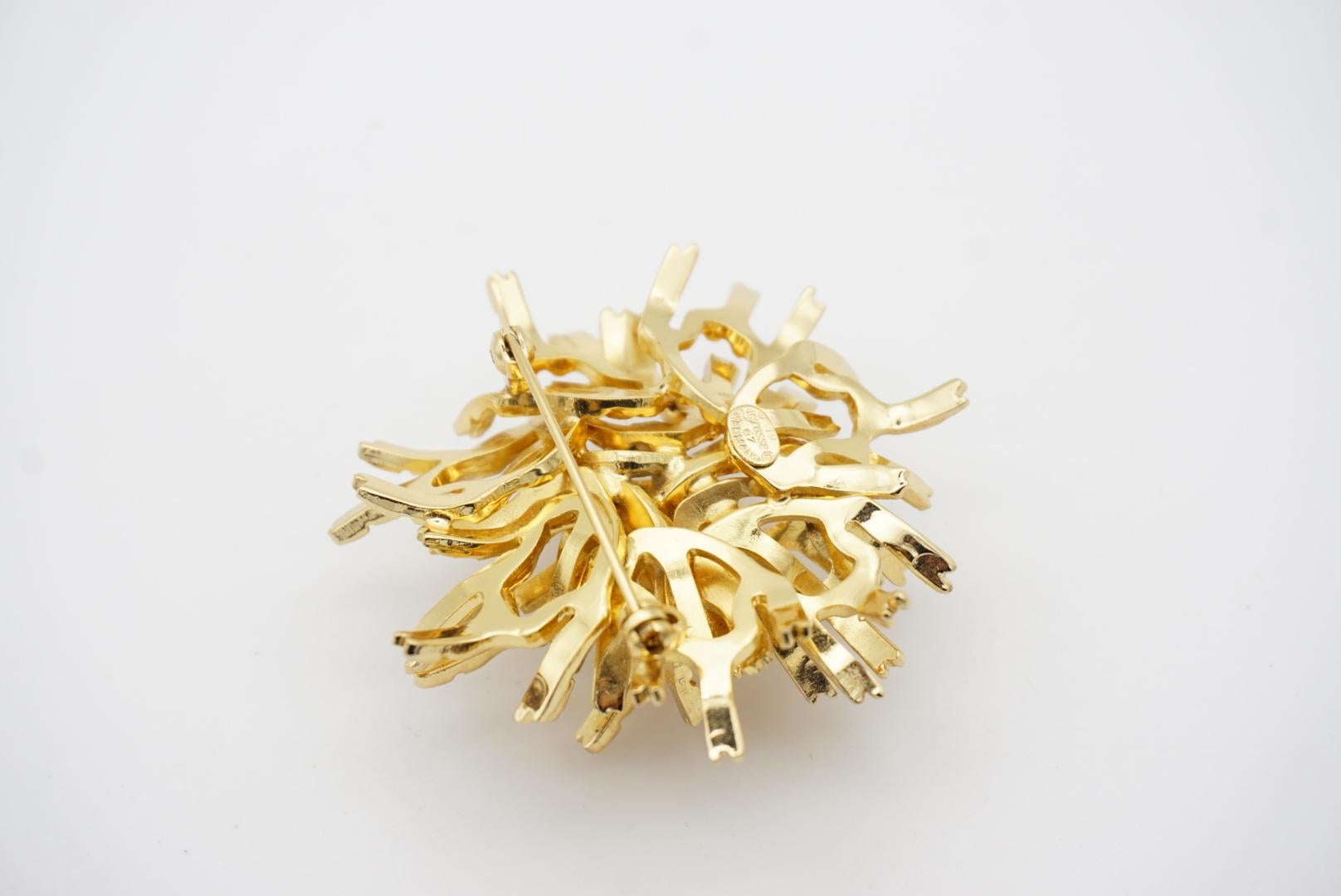 Christian Dior GROSSE 1967 Vintage Large Coral Flower Gold Exquisite Brooch For Sale 4