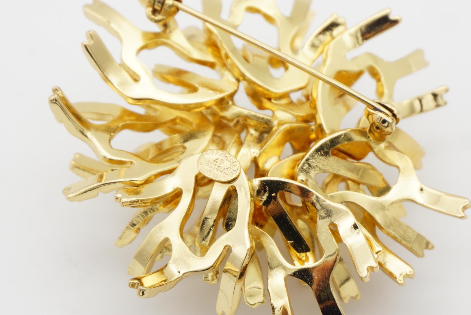 Christian Dior GROSSE 1967 Vintage Large Coral Flower Gold Exquisite Brooch For Sale 5