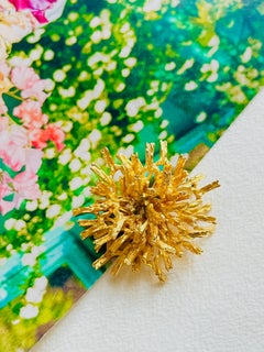 Christian Dior GROSSE 1967 Vintage Large Coral Flower Gold Exquisite Brooch