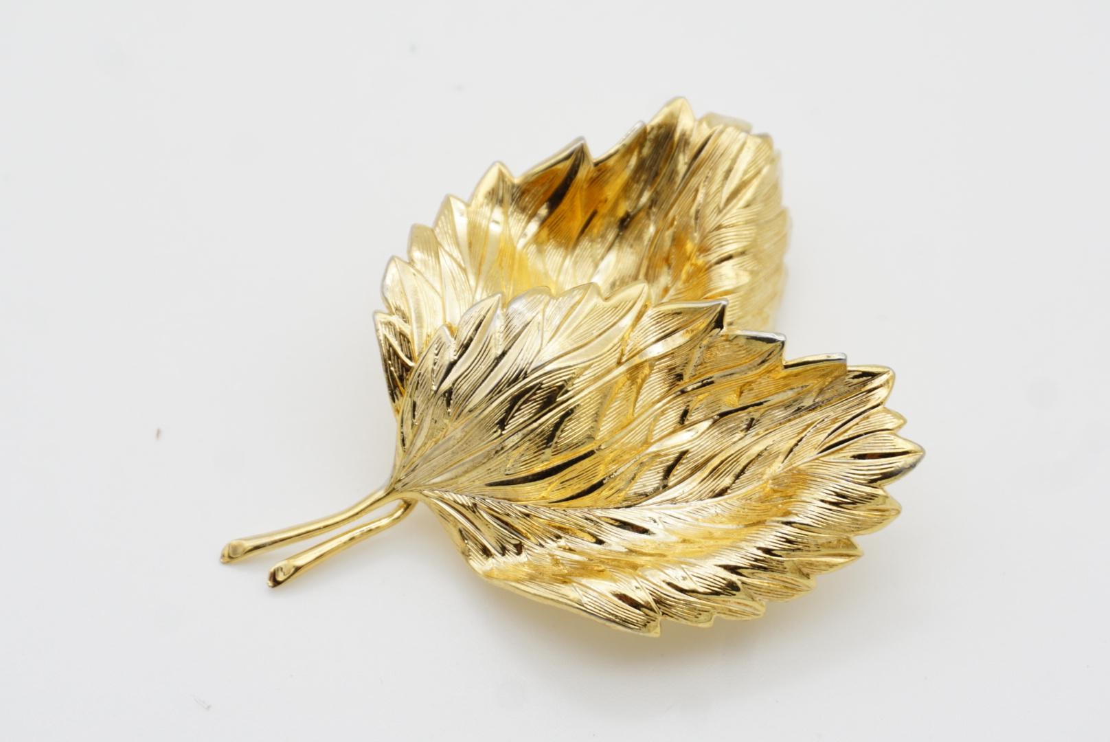 Christian Dior GROSSE 1967 - Grande broche vintage à double texture ondulée et ondulée à feuilles tombantes en vente 5