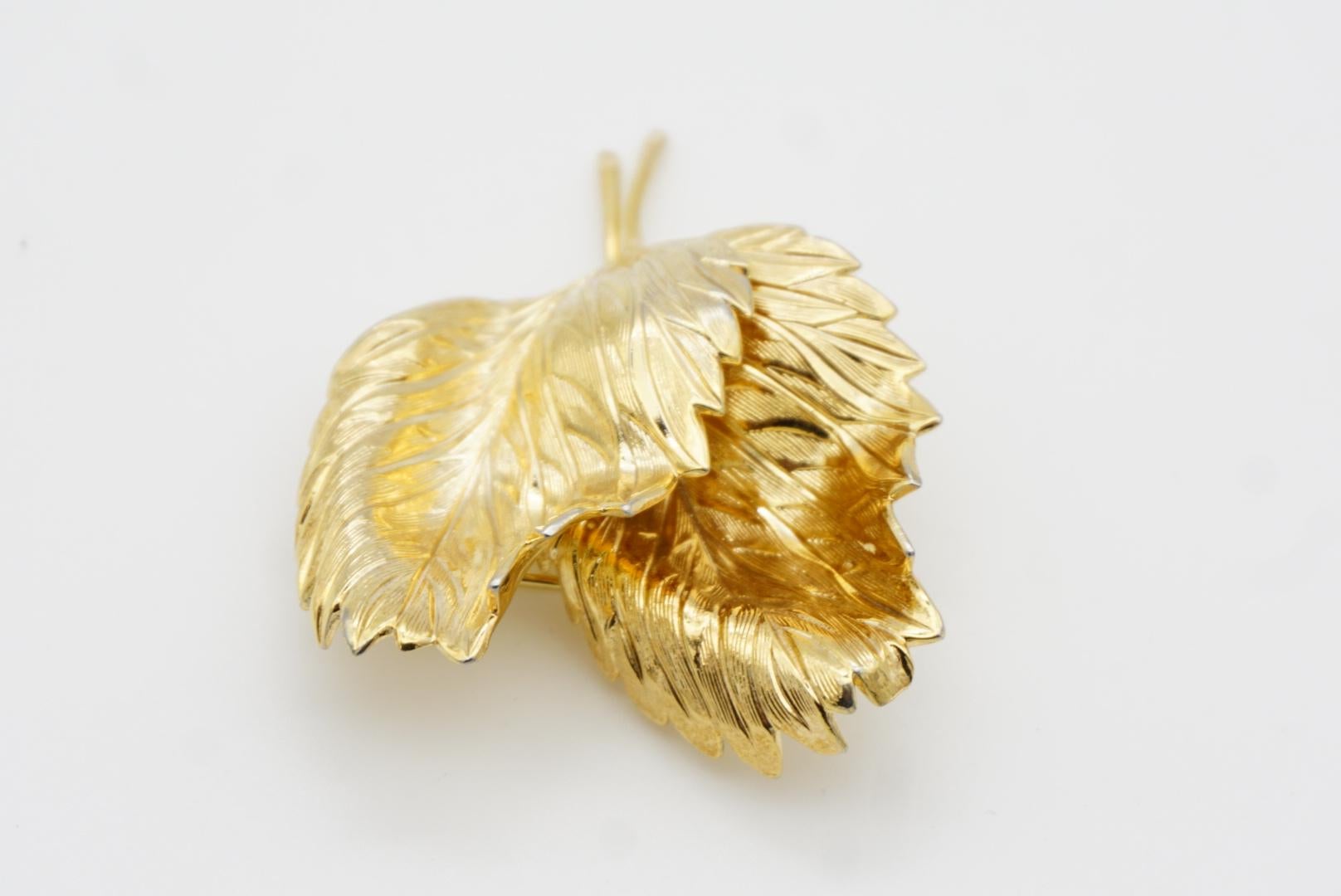 Christian Dior GROSSE 1967 - Grande broche vintage à double texture ondulée et ondulée à feuilles tombantes en vente 6