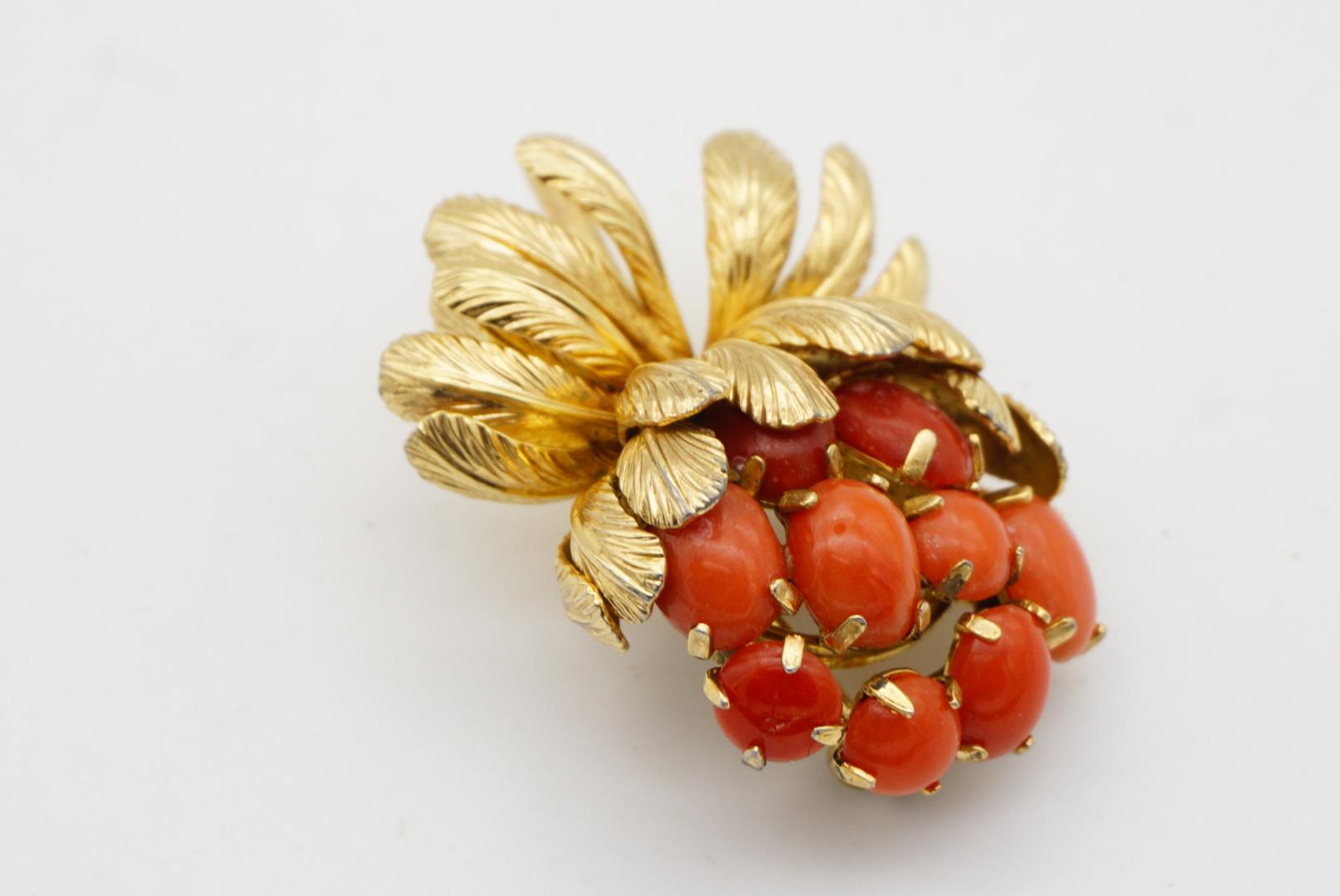 Christian Dior GROSSE 1967 Vintage Orange Fruit Flower Bouquet Leaf Gold Brooch For Sale 6