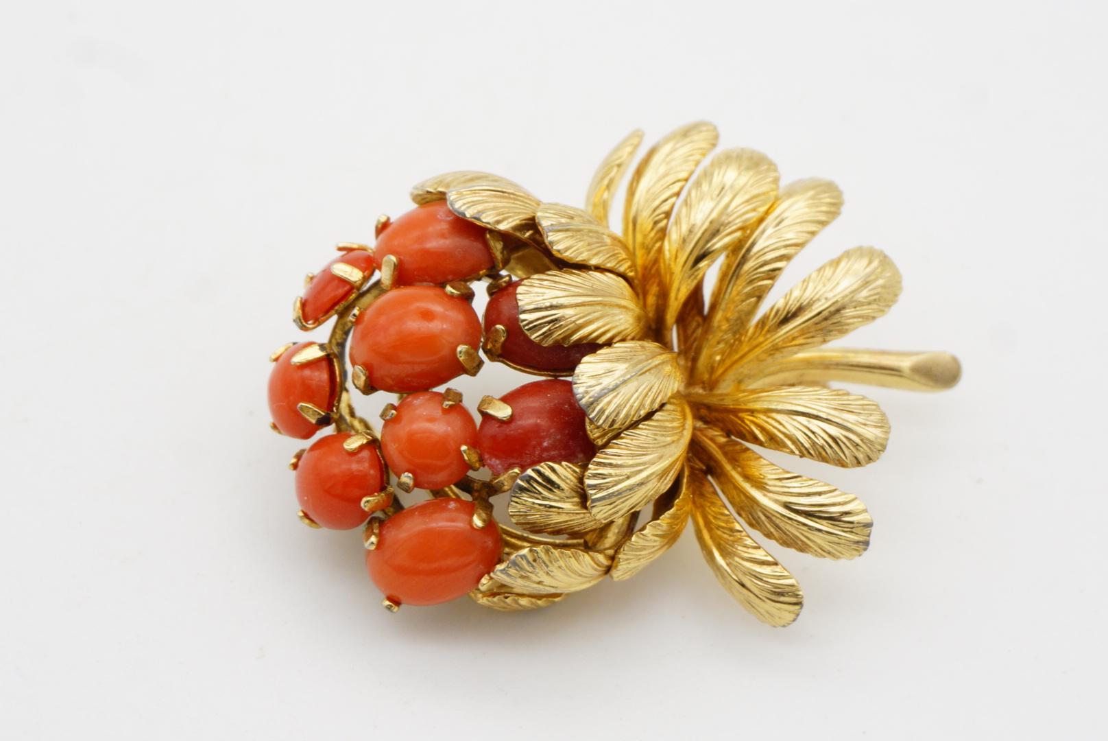 Christian Dior GROSSE 1967 Vintage Orange Fruit Flower Bouquet Leaf Gold Brooch For Sale 7