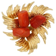 Christian Dior GROSSE 1967 Vintage Trio Stones Coral Blood Fruit Flower Brooch