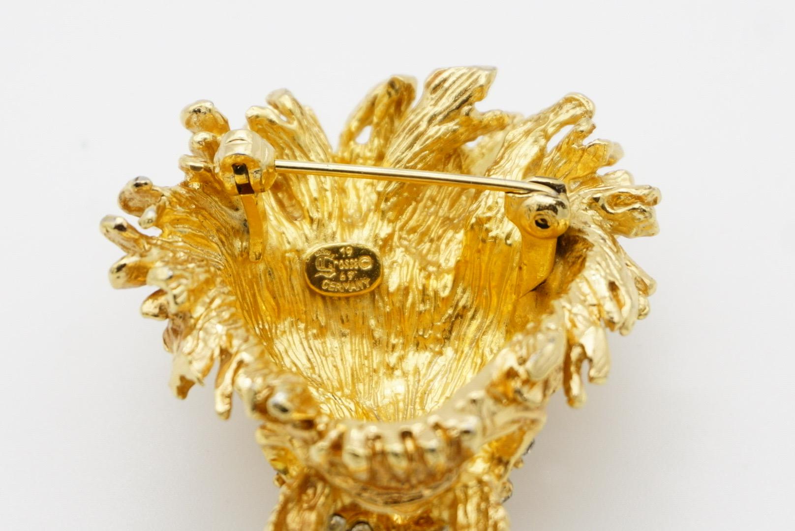 Christian Dior GROSSE 1967 Vintage Vivid 3D Lion Head Knocker Crystals Brooch For Sale 10