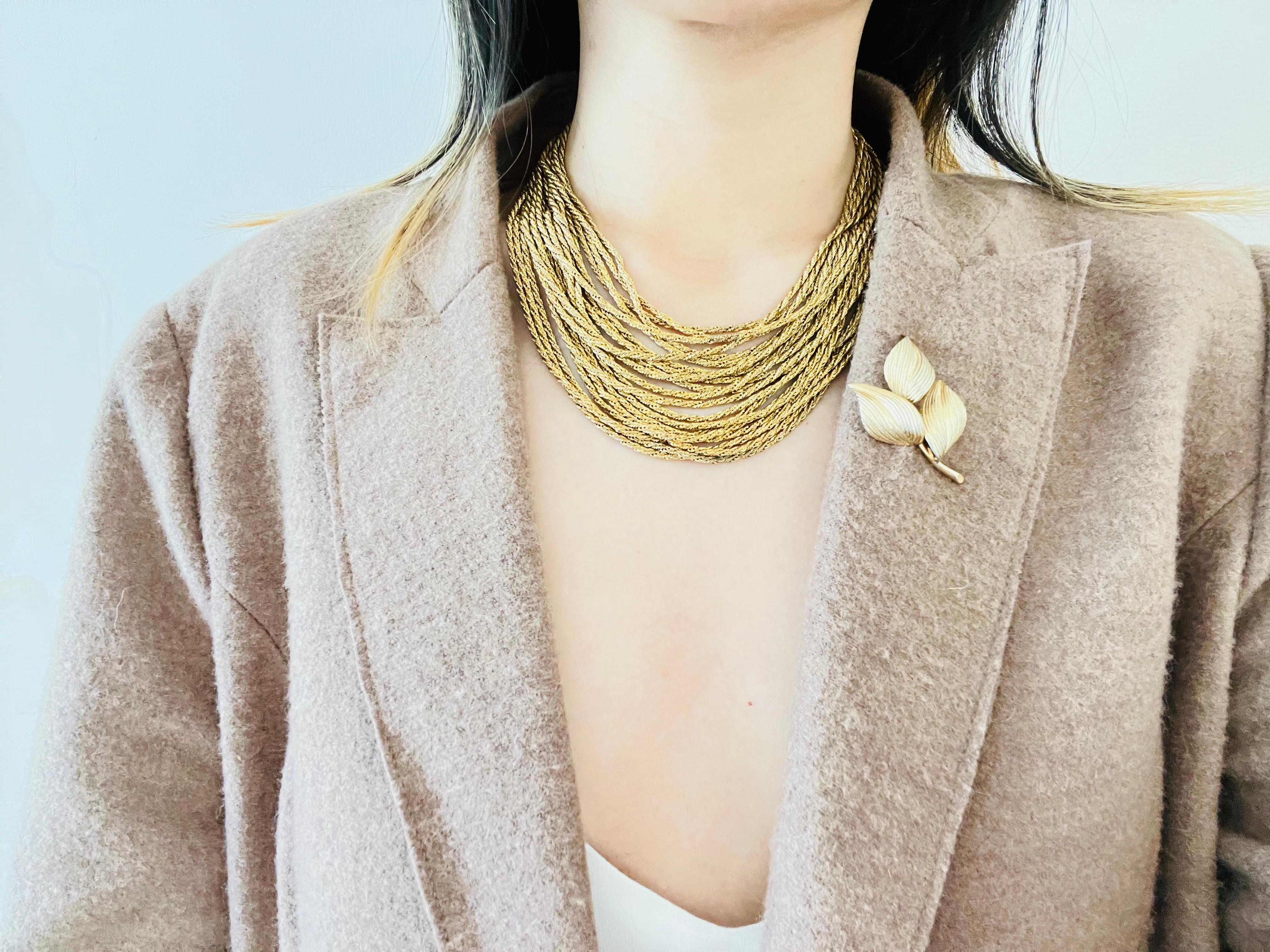 Christian Dior GROSSE 1968 Twenty 20 Strands Chain Chunky Collana in oro in vendita 1