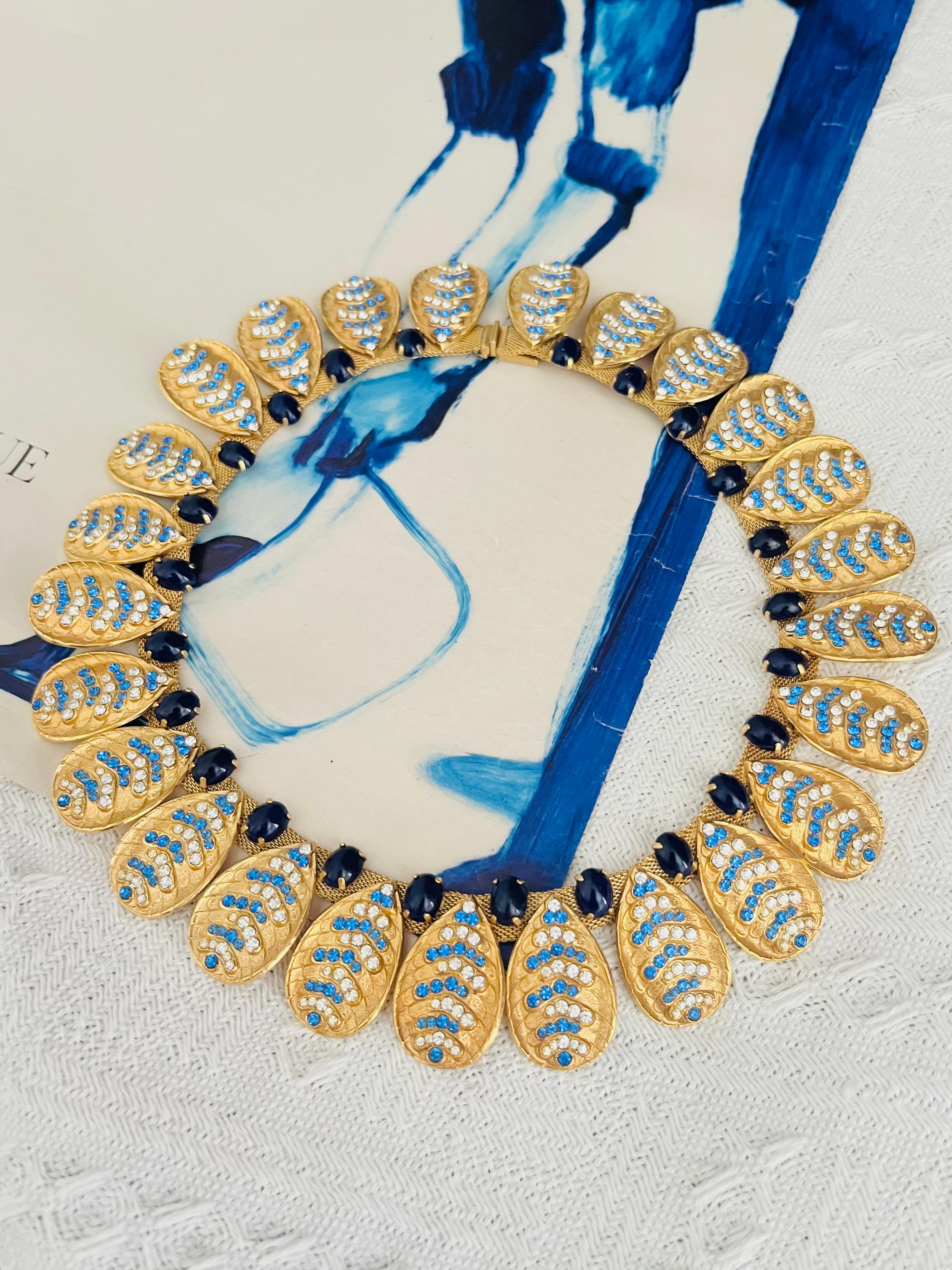 Christian Dior GROSSE 1969 Oval Lapis Sapphire Leaf Feather Mesh Chain Necklace In Excellent Condition For Sale In Wokingham, England