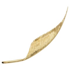 Christian Dior GROSSE 1969 Vintage Long Wavy Feather Leaf Reed Pen Gold Brooch