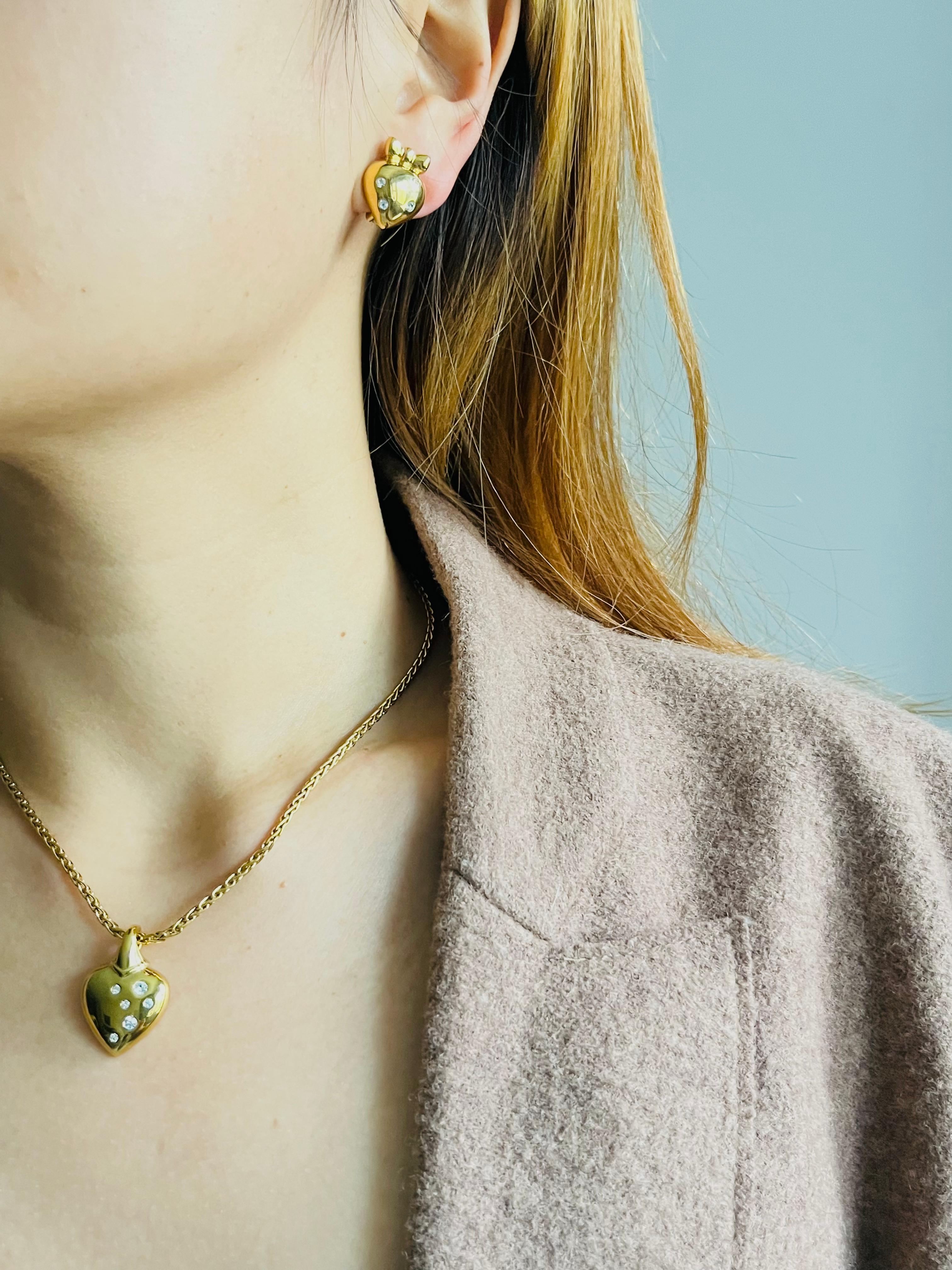 da uomo o donna Christian Dior GROSSE 1970 Cristalli luminosi Cuore Nodo d'Amore Oro Ciondolo Arco 2 Set in vendita