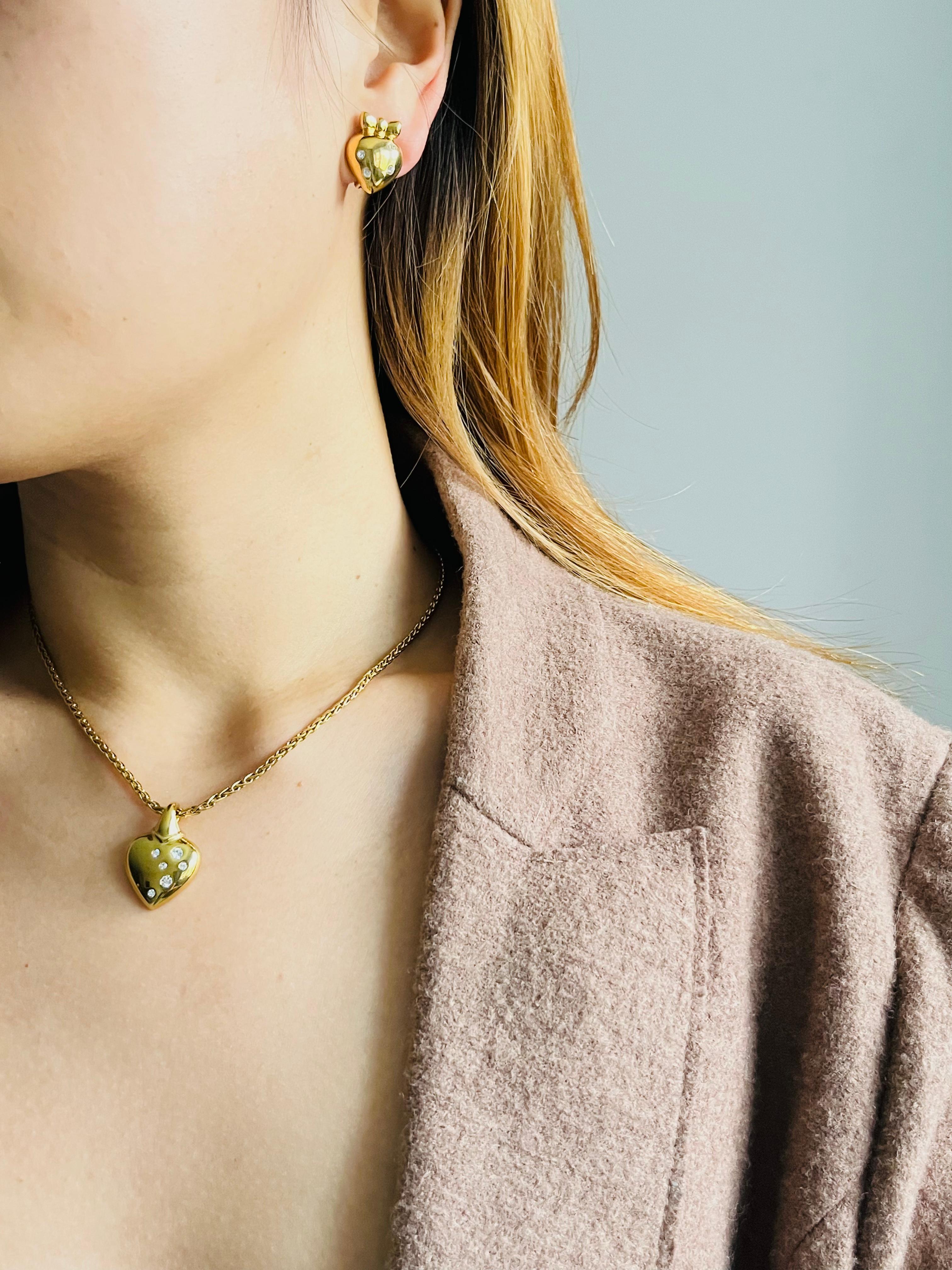 Christian Dior GROSSE 1970 Cristalli luminosi Cuore Nodo d'Amore Oro Ciondolo Arco 2 Set in vendita 2