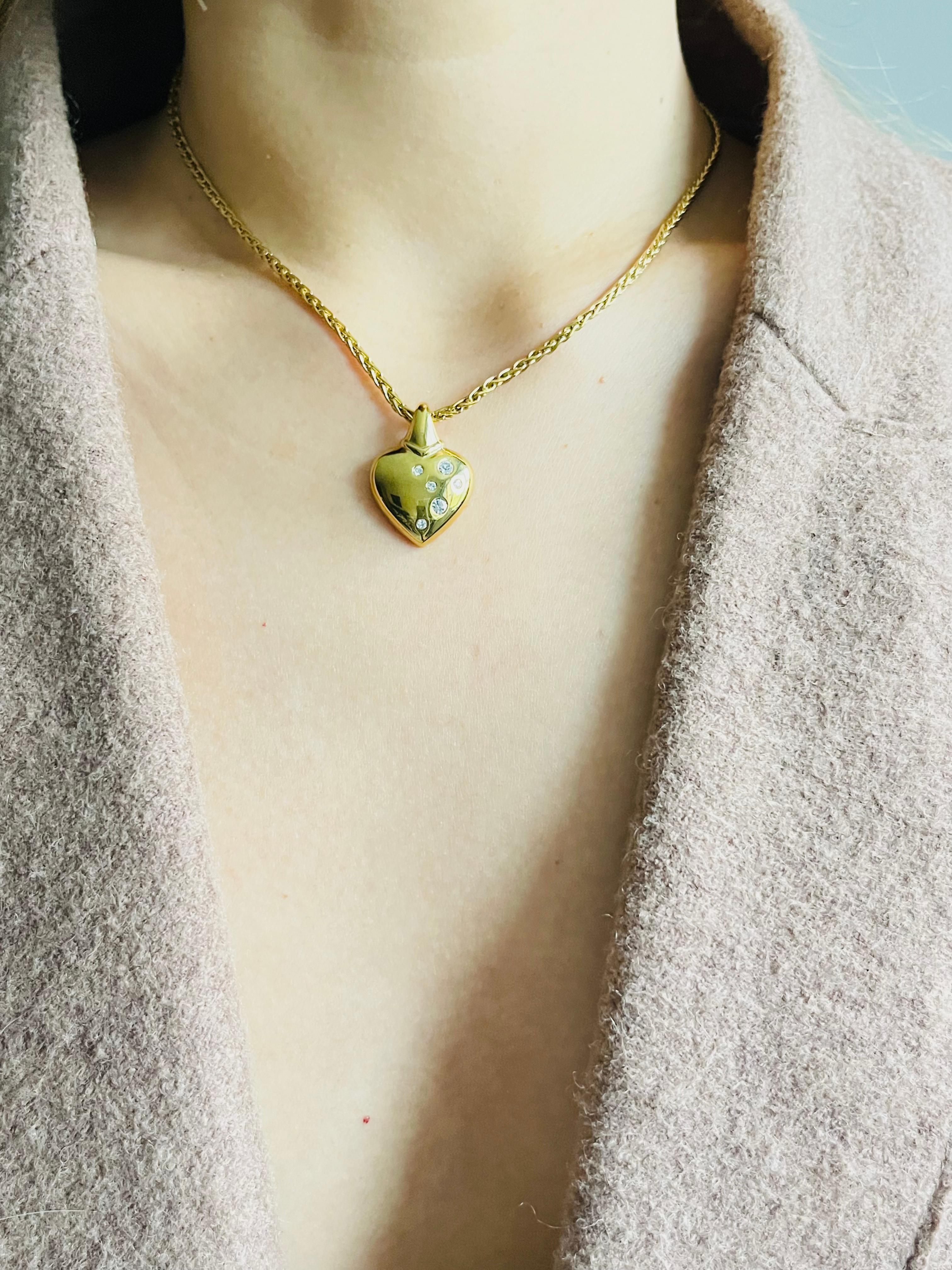 Christian Dior GROSSE 1970 Cristalli luminosi Cuore Nodo d'Amore Oro Ciondolo Arco 2 Set in vendita 3