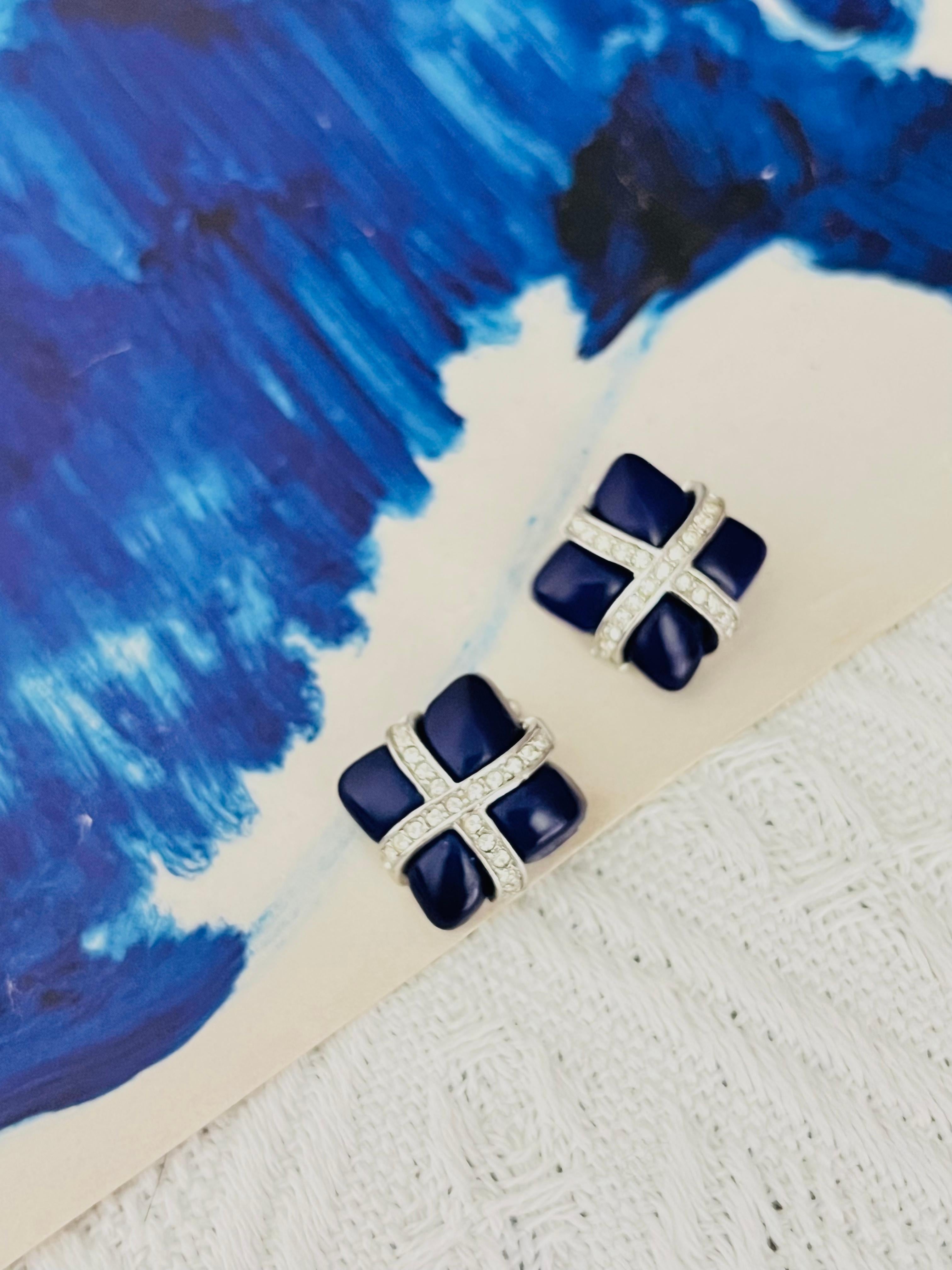 Art Deco Christian Dior GROSSE 1970 Lapis Navy Cube Square Cross Crystals Clip Earrings For Sale