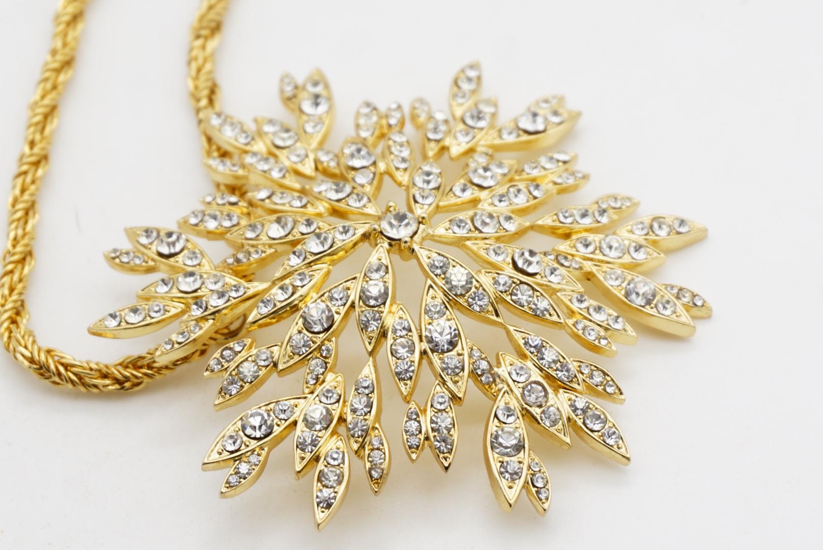 Christian Dior GROSSE 1970 Large Snowflake Crystals Flower Pendant Necklace For Sale 8