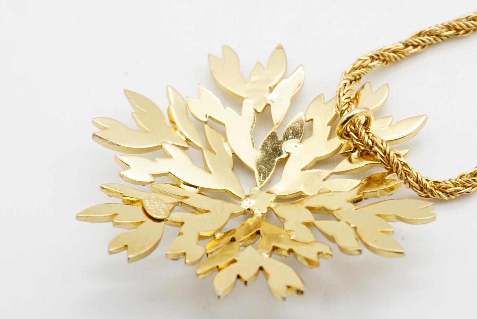 Christian Dior GROSSE 1970 Large Snowflake Crystals Flower Pendant Necklace For Sale 9