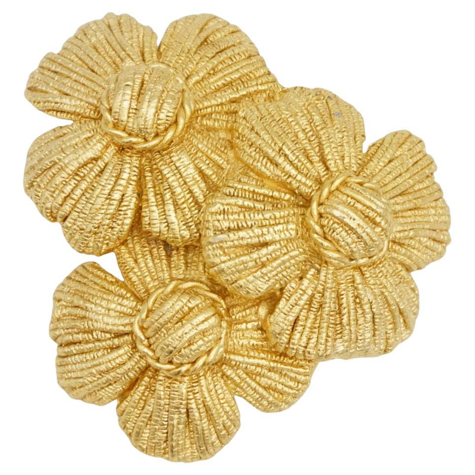 Christian Dior GROSSE 1970s Vintage Brushed Trio Layers Flower Lucky Clover Chunky Brooch, Gold Tone

Very good condition. Very light scratches or colour loss, barely noticeable. 100% Genuine.

Signed at the rear. Rare to find. 

Size: 4.6 cm x 4.5
