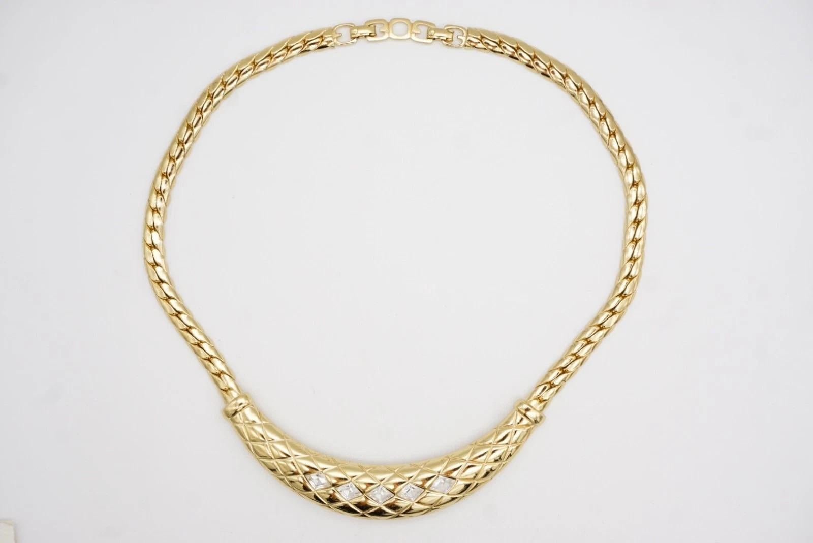 Christian Dior GROSSE 1970s Diamante Cristalli Plaid Matelassé Collana a mezzaluna in vendita 10