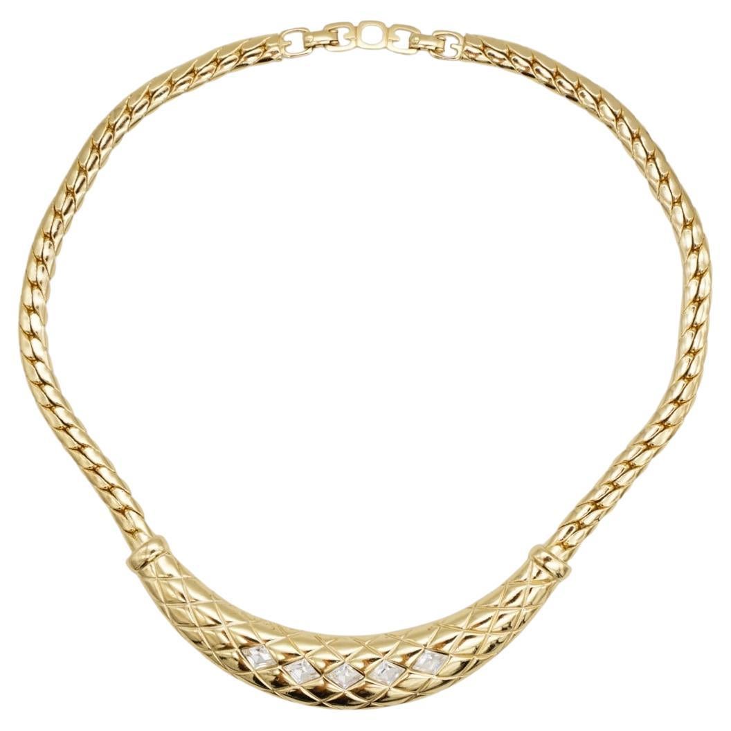 Christian Dior GROSSE 1970s Diamante Cristalli Plaid Matelassé Collana a mezzaluna in vendita