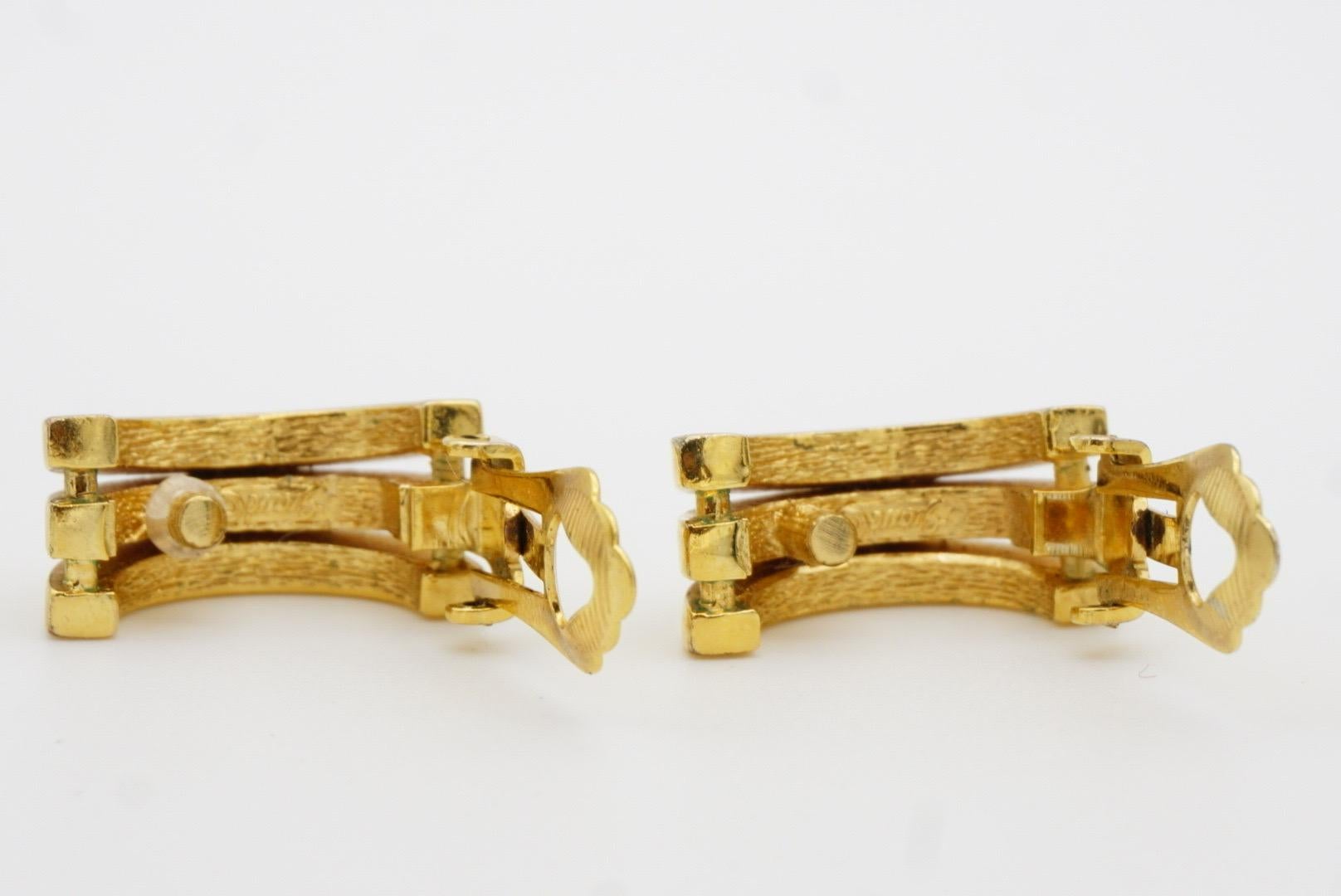Christian Dior GROSSE 1970s Glow Trio di orecchini a clip in corda e a cupola in vendita 10