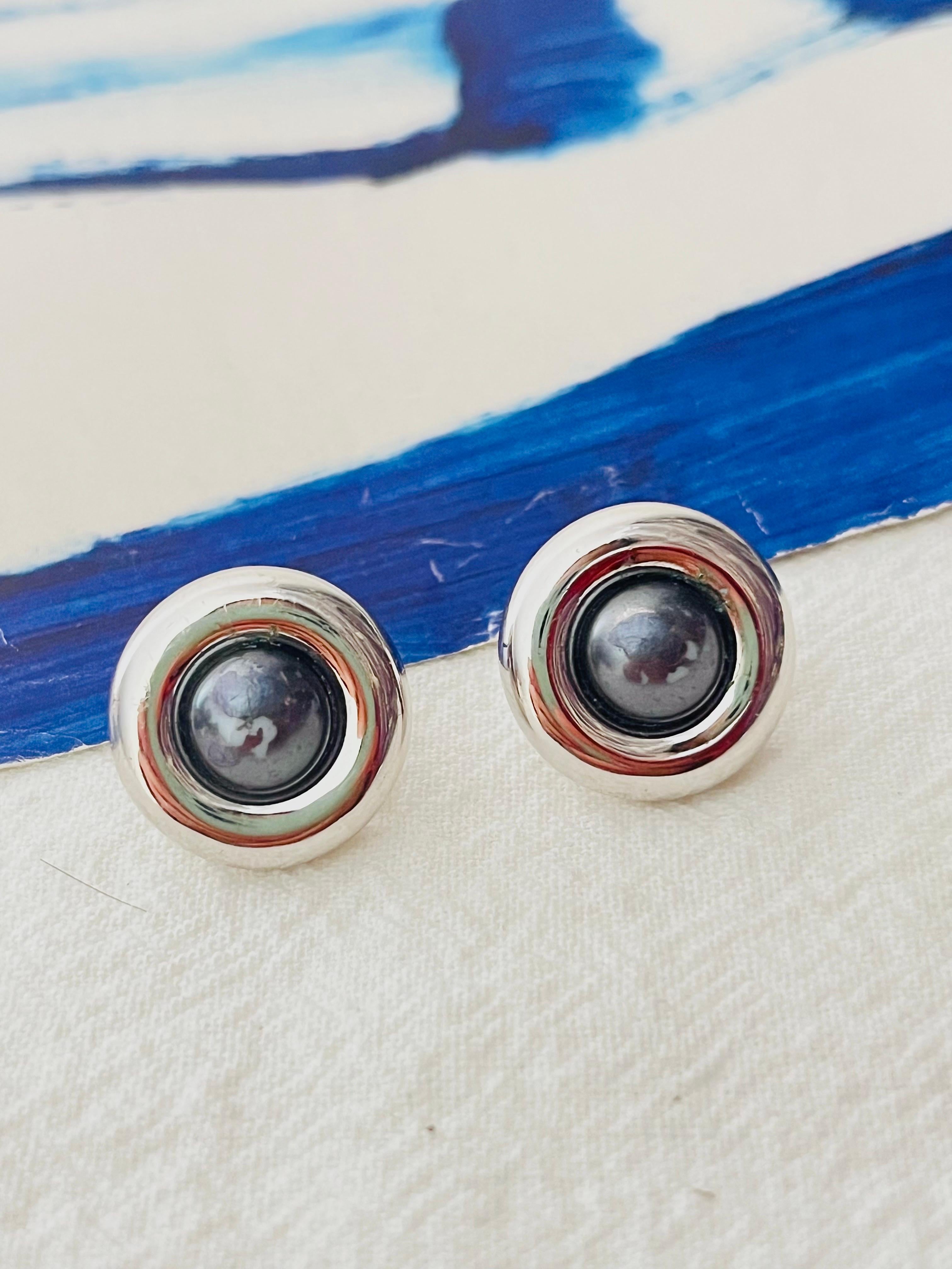 Christian Dior GROSSE 1970s Grey Round Circle Modernist Silver Pierced Earrings In Good Condition In Wokingham, England