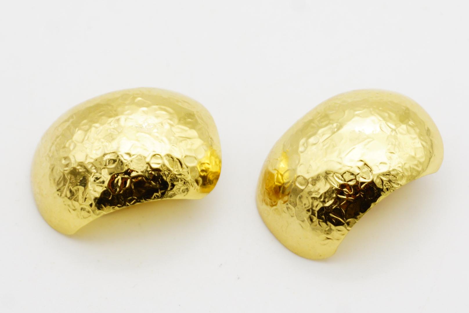 Christian Dior GROSSE 1970s Large Ripple Hoop Semi Dome Circle Clip Earrings For Sale 3