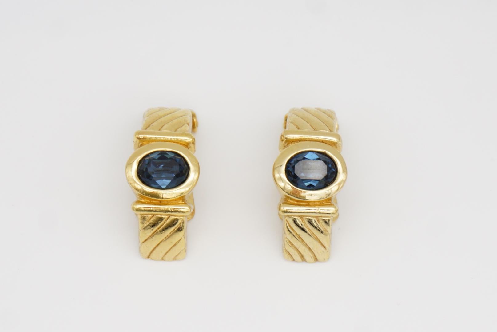 Christian Dior GROSSE 1970 - Longues boucles d'oreilles clips ovales en cristal de saphir Dome en vente 5