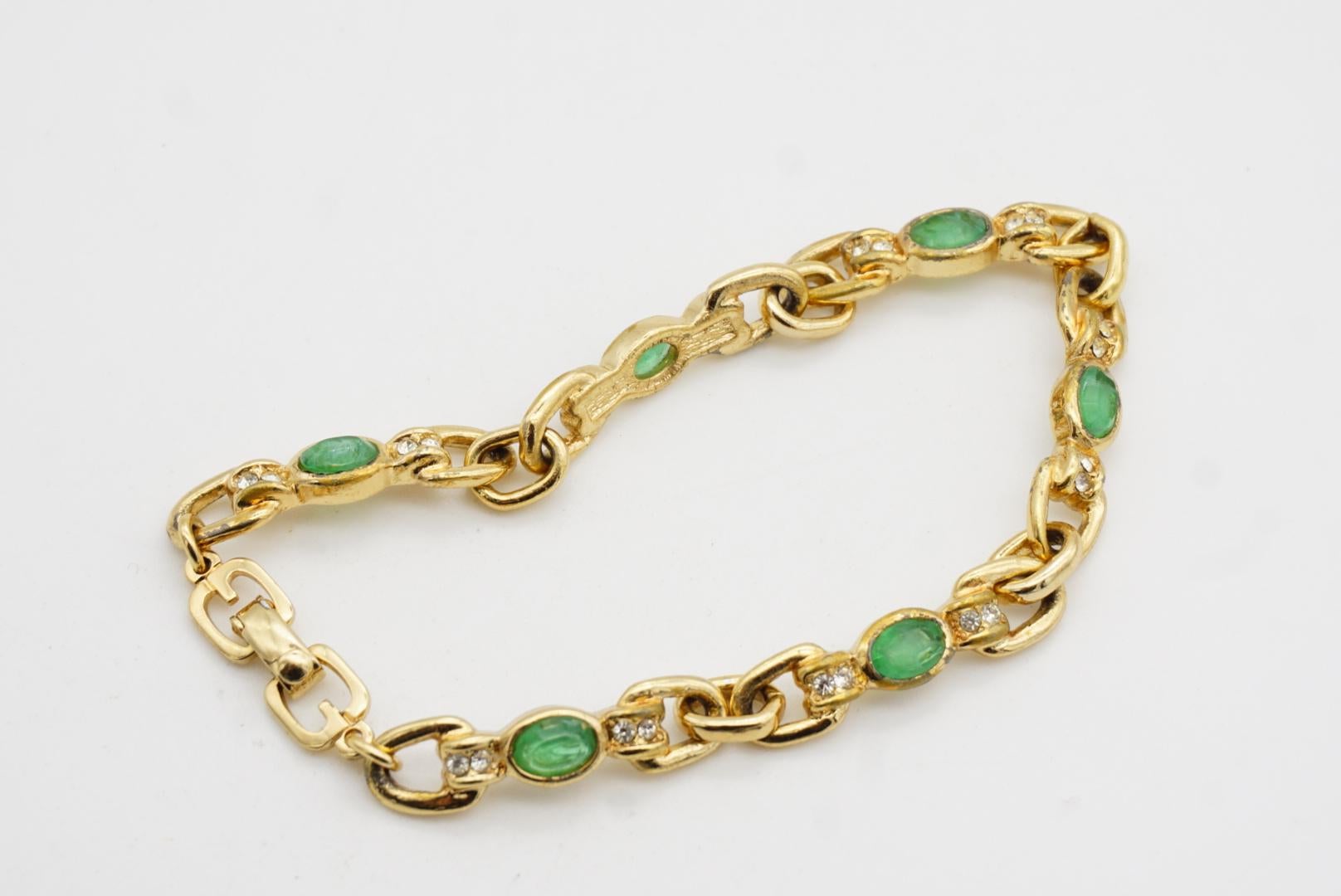 Christian Dior GROSSE Pulsera eslabonada con cristales esmeralda ovalados de los años 70 en venta 5