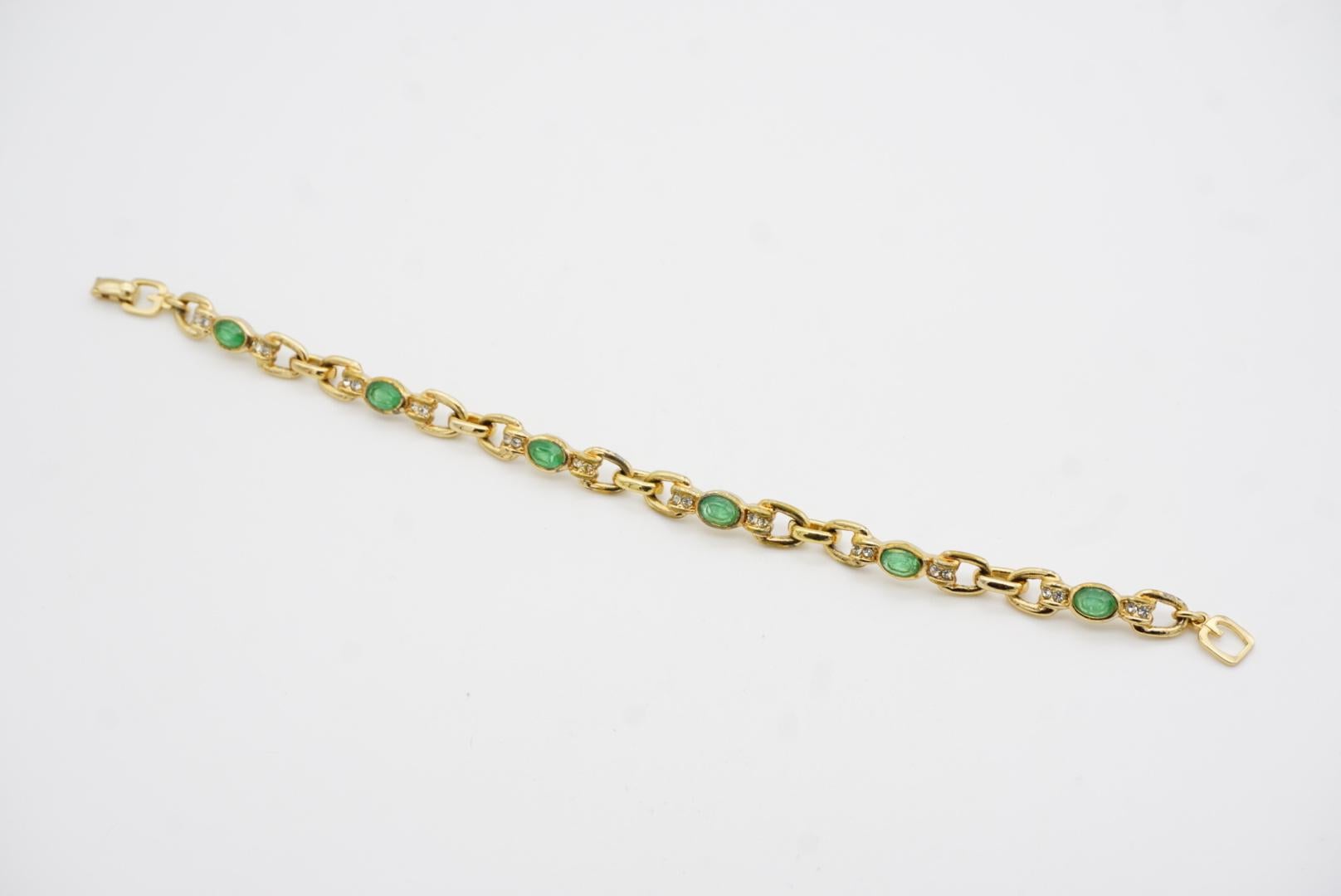 Christian Dior GROSSE Pulsera eslabonada con cristales esmeralda ovalados de los años 70 en venta 6