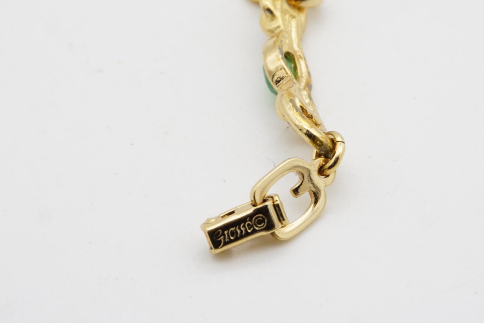 Christian Dior GROSSE Pulsera eslabonada con cristales esmeralda ovalados de los años 70 en venta 10