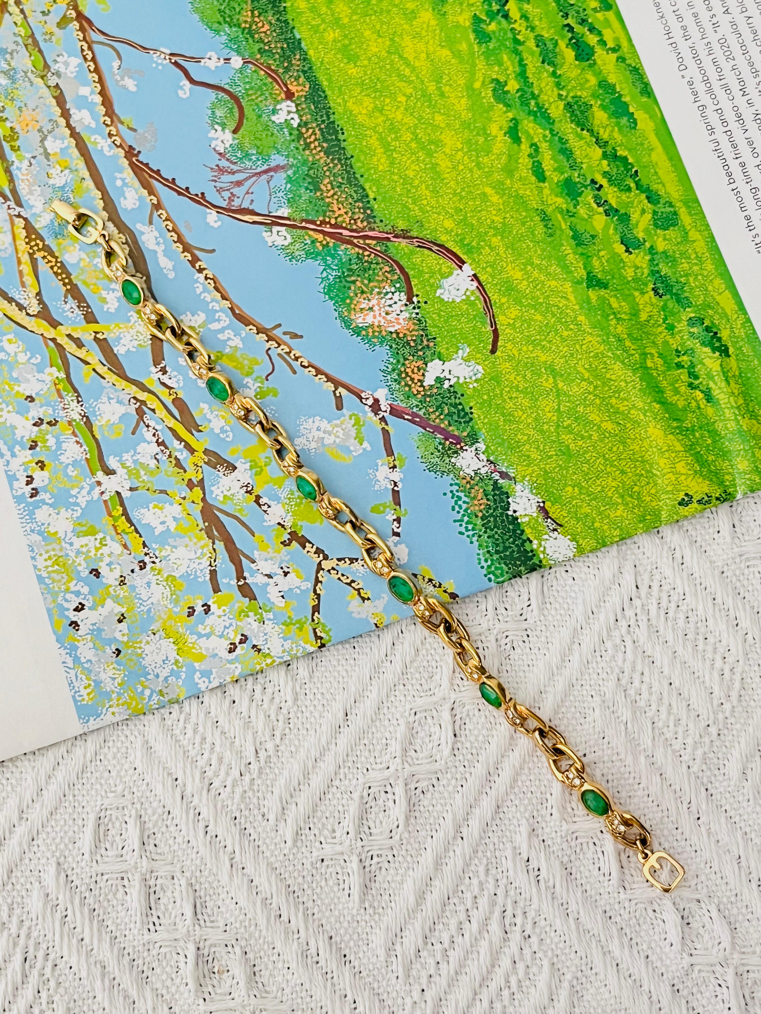 Christian Dior GROSSE Pulsera eslabonada con cristales esmeralda ovalados de los años 70 Art Decó en venta