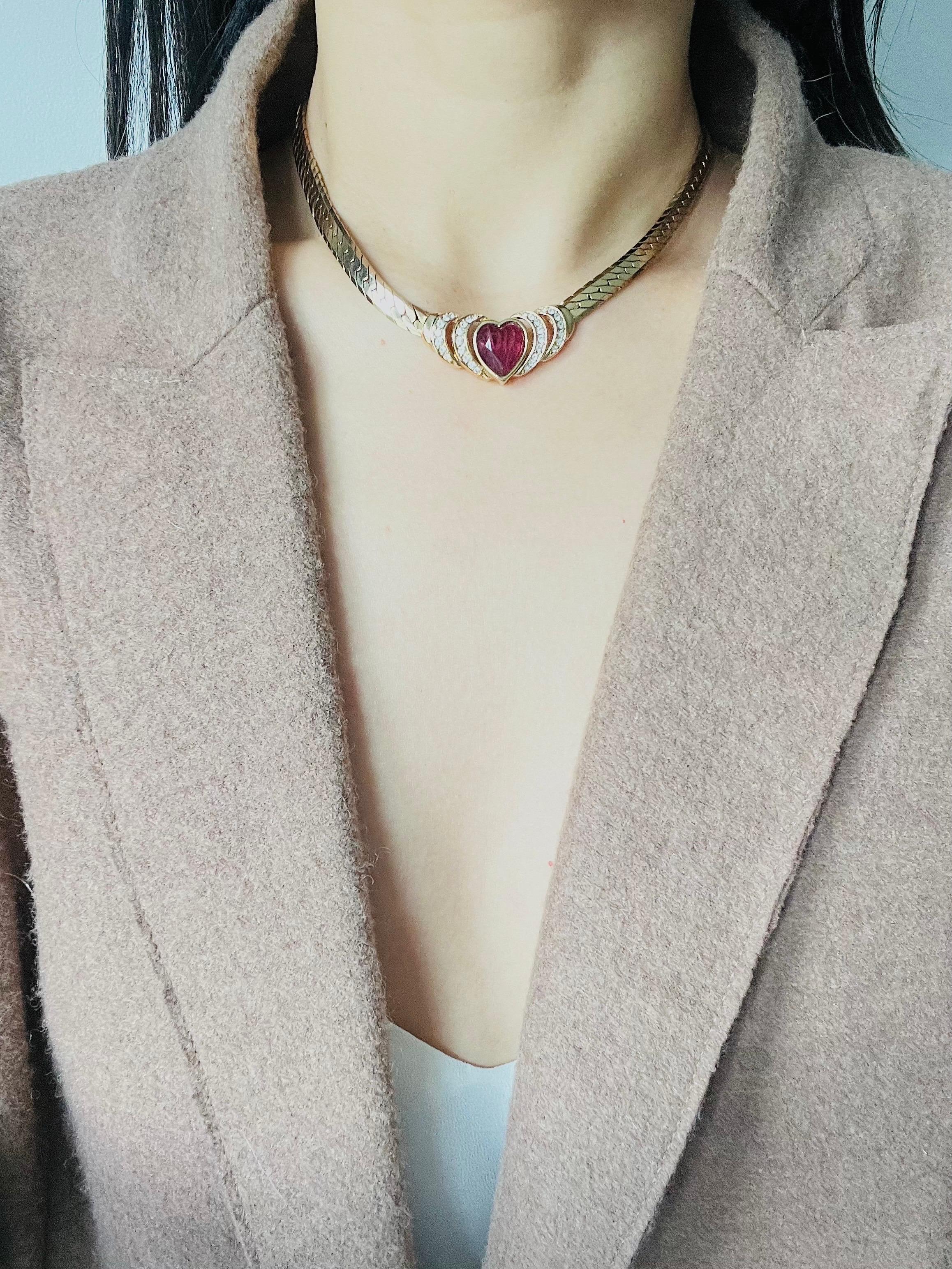 Christian Dior GROSSE 1970s Ruby Heart Crystals Openwork Pendant Gold Necklace 1