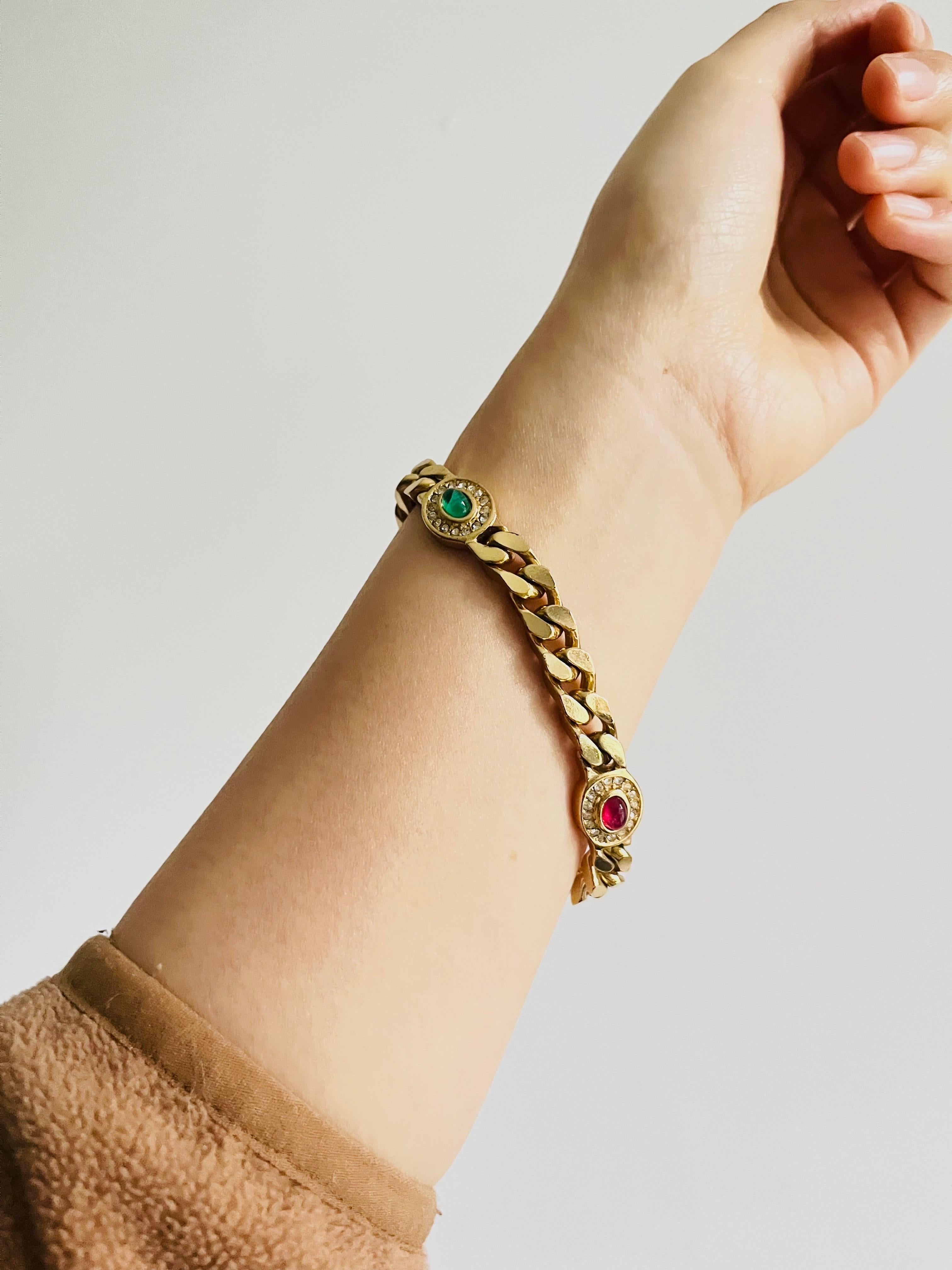 Christian Dior GROSSE 1970er Jahre Rubin-Saphir-Smaragd-Kristall-Ineinandergreifendes Armband im Angebot 1