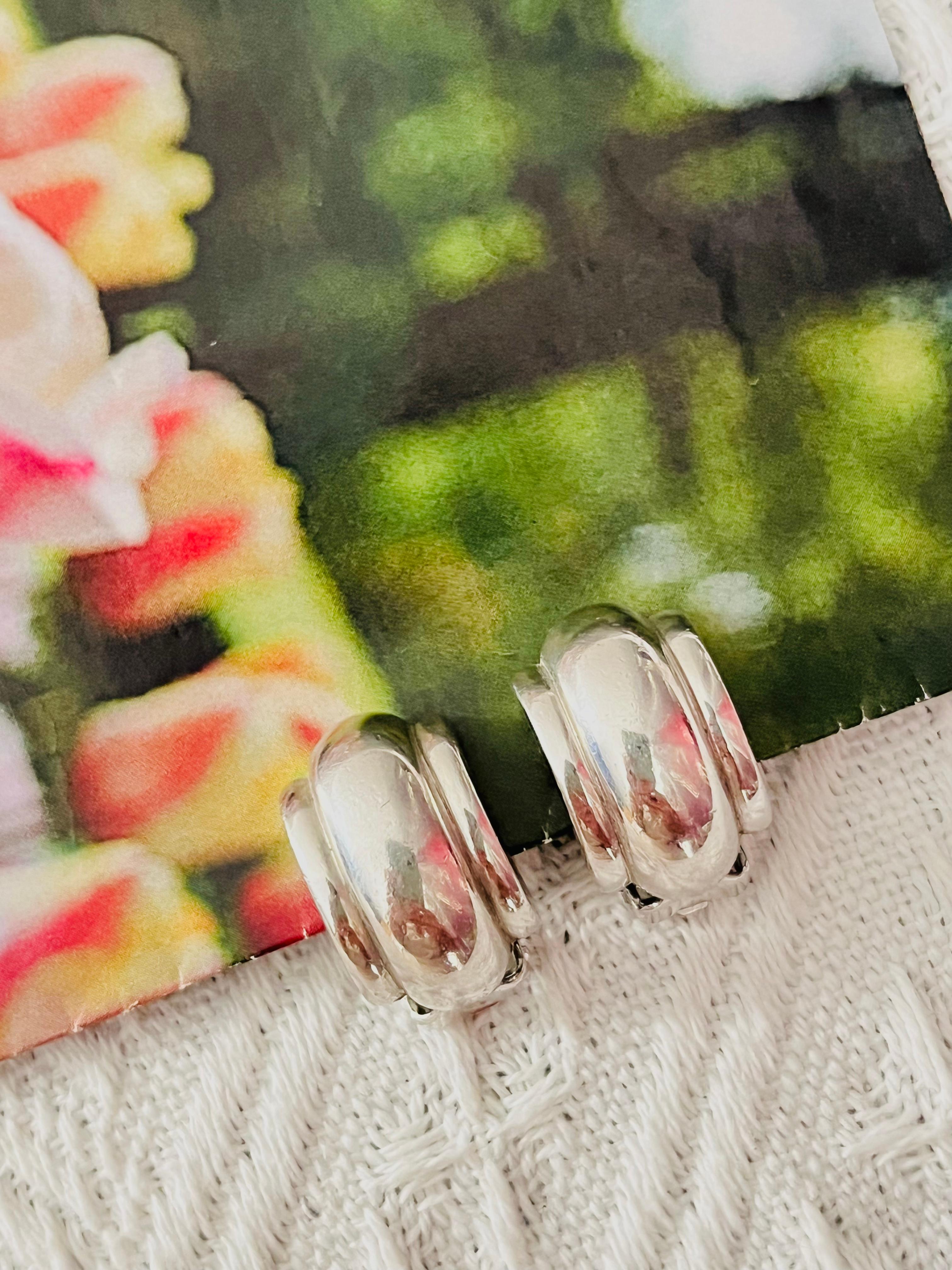 Christian Dior GROSSE 1970s Textured Glow Hoop Dome Chunky Silver Clip Earrings In Good Condition For Sale In Wokingham, England