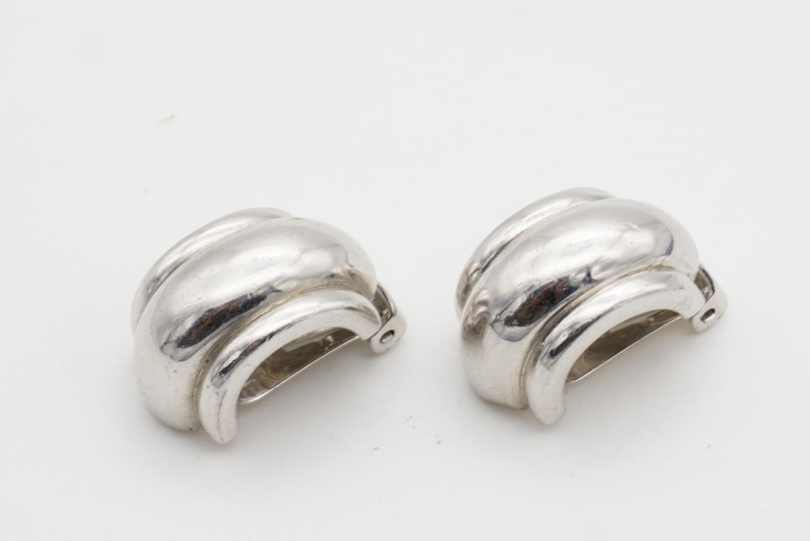 Christian Dior GROSSE 1970s Textured Glow Hoop Dome Chunky Silver Clip Earrings For Sale 4