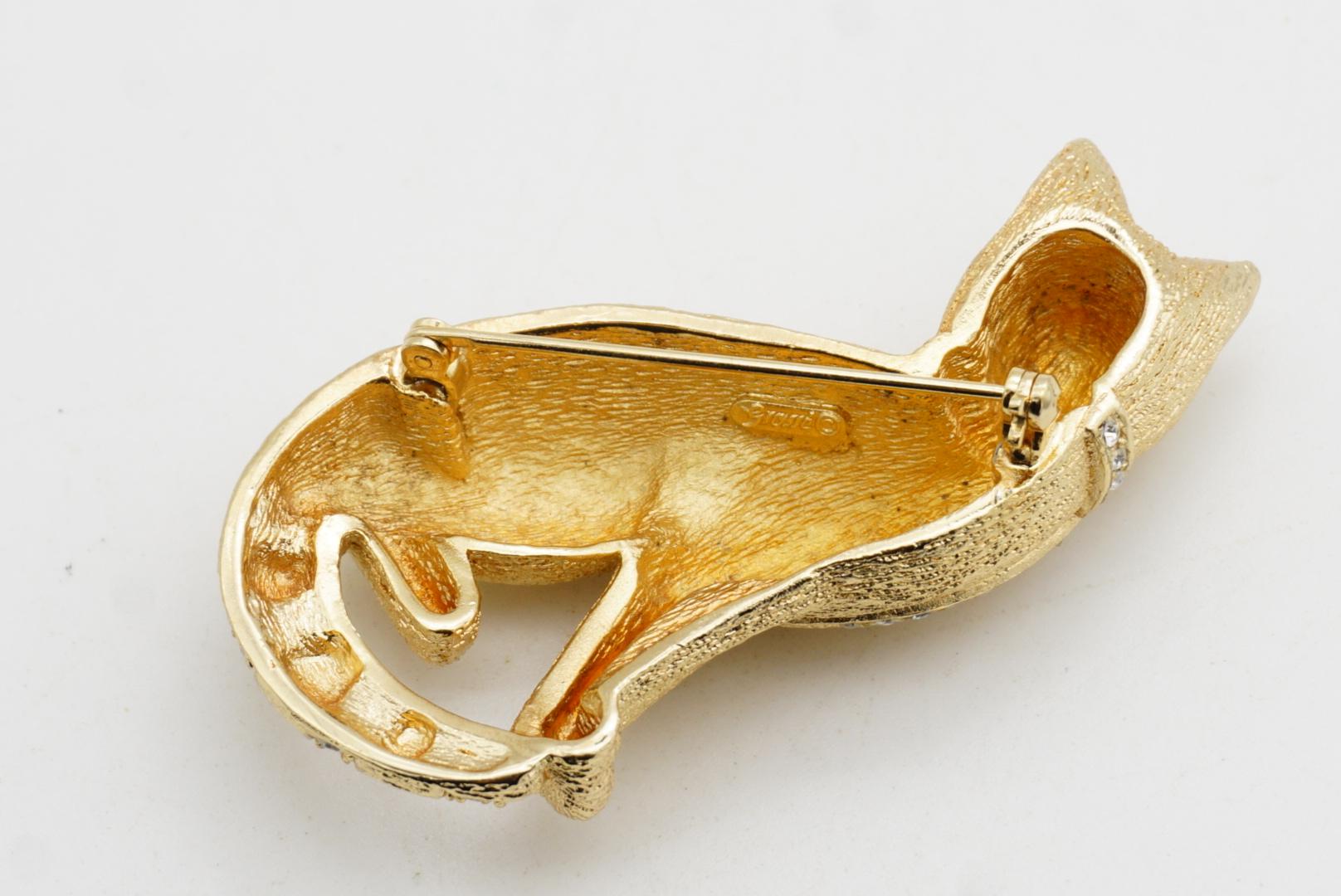 Christian Dior GROSSE 1970s Textured Vivid Cute Cat Sit Crystals Chunky Brooch For Sale 8