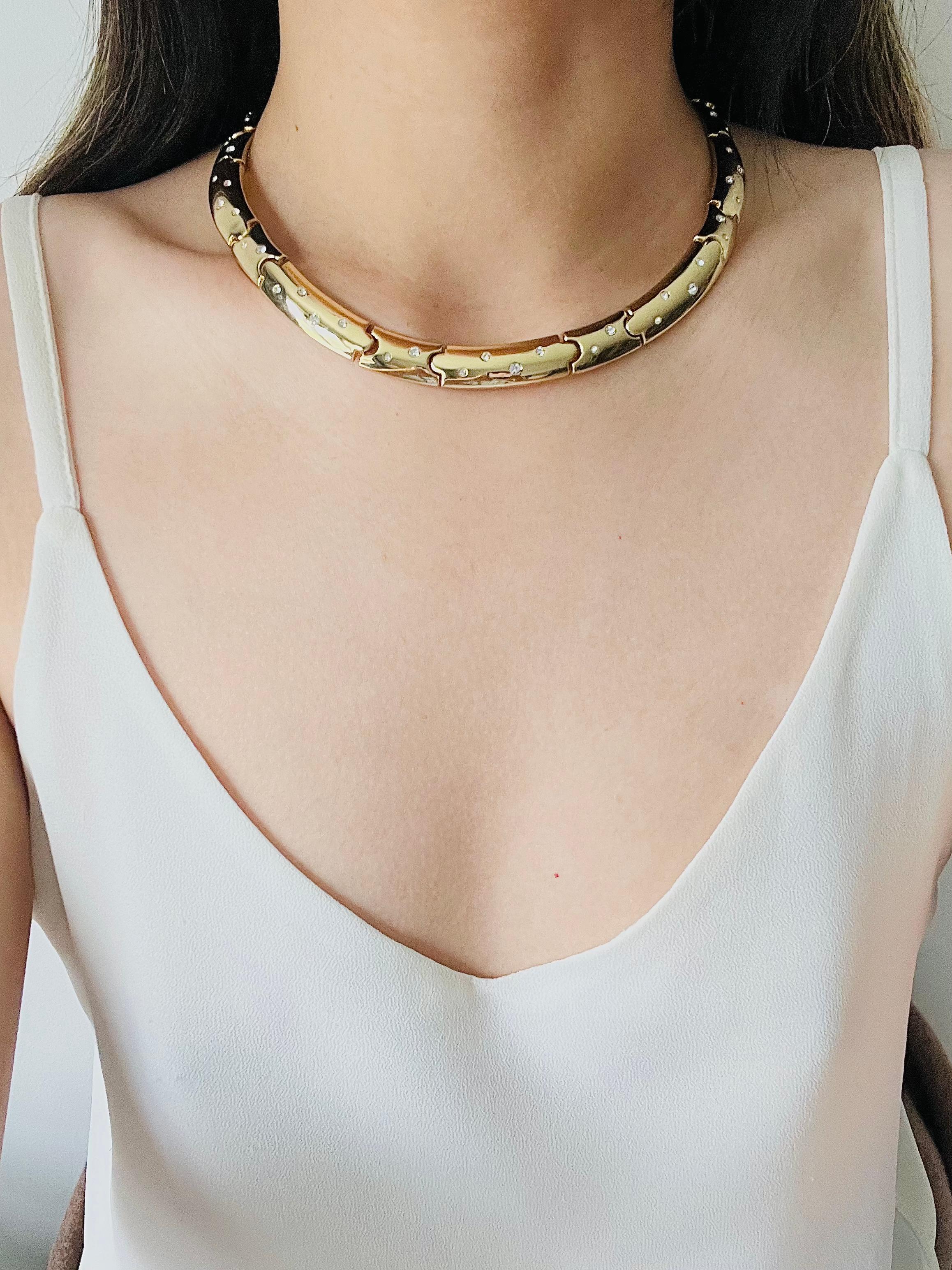 Christian Dior GROSSE 1970s Vintage Crystals Glow Link Choker Collare Collana in vendita 4
