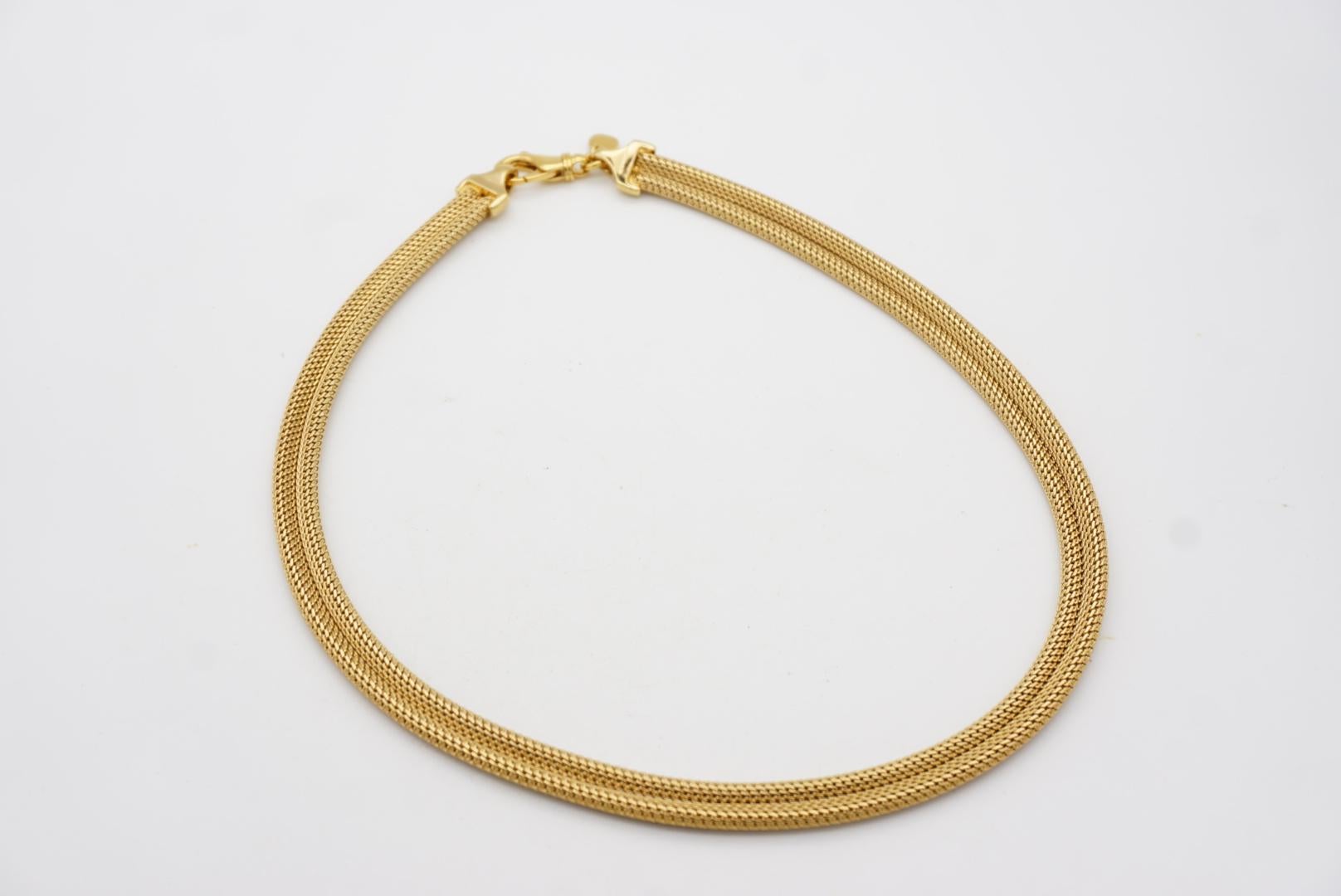 Christian Dior GROSSE 1970s Vintage Mesh Weave Snake Omega Chunky Gold Necklace For Sale 8