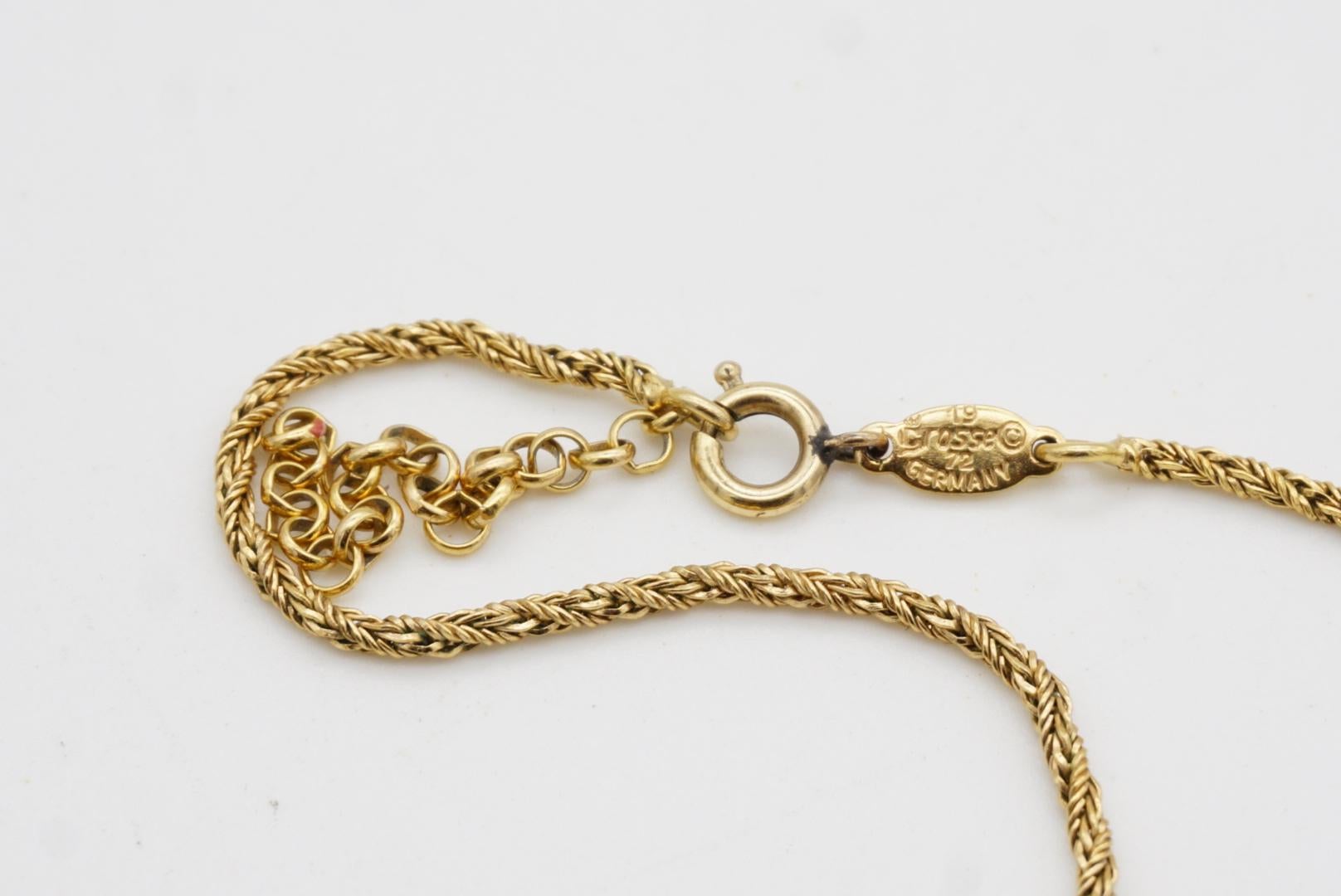 Christian Dior GROSSE 1972, grand collier pendentif perlé de boules rondes et blanches en vente 7