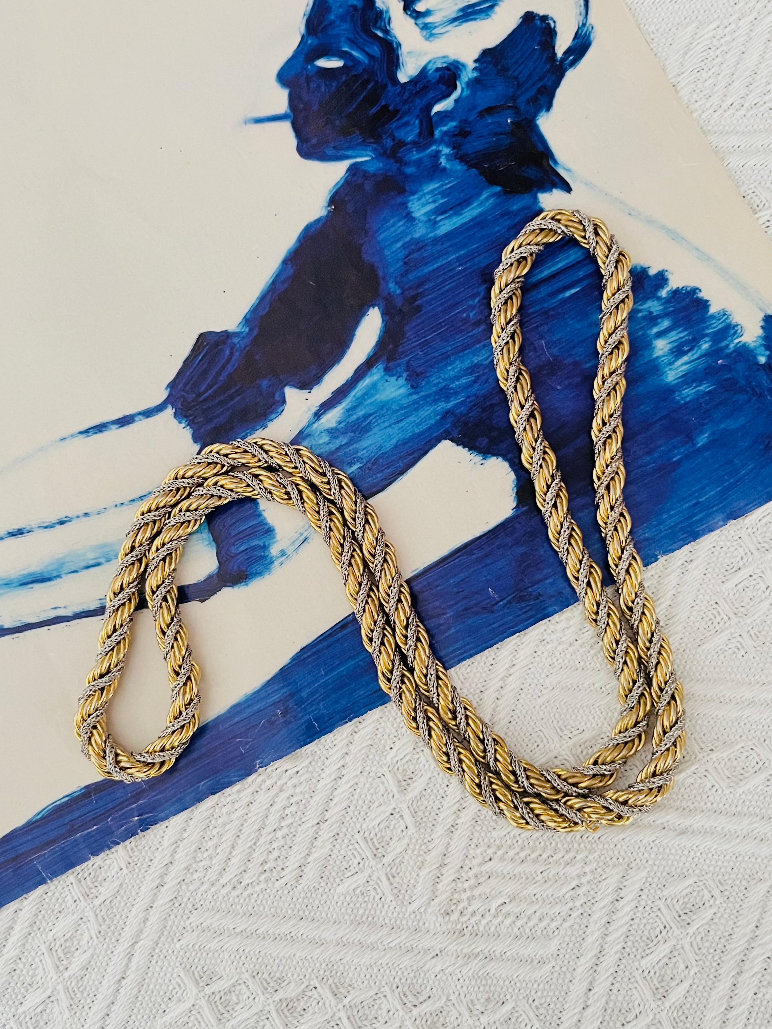 Christian Dior GROSSE 1972 Unisex Versatile Silver Gold Spiral Chunky Thick Rope Chain Long Chunky Necklace Bracelet, Gold Tone

Very good condition. Maybe light scratches or colour loss. Multi-used. Can be also worn as a bracelet. 100% genuine.

A