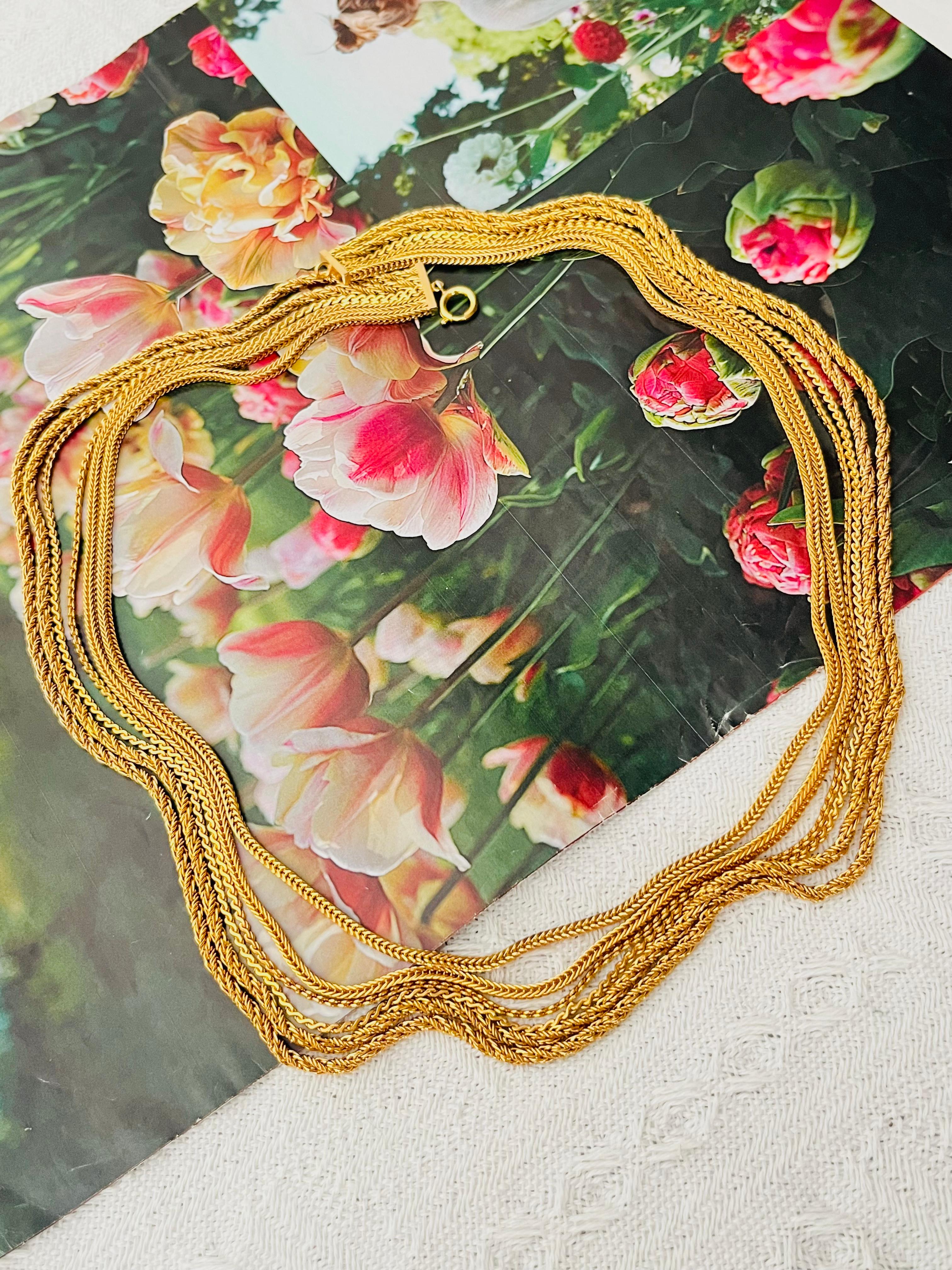Christian Dior GROSSE 1972 Collana lunga in corda di grano a sei fili In condizioni ottime in vendita a Wokingham, England