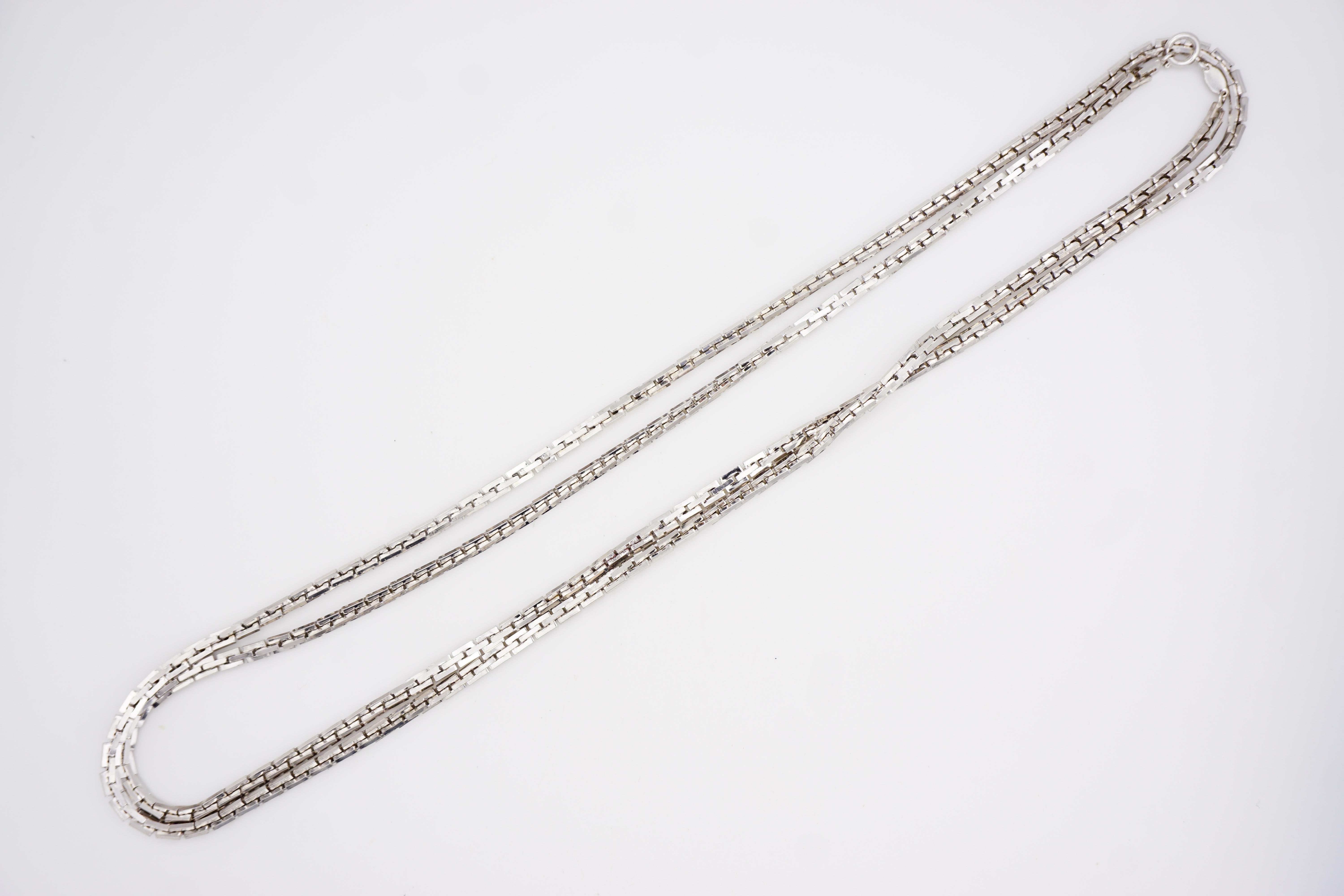 Christian Dior GROSSE 1973 Collar versátil de plata con bisagra de eslabones de caja extralarga en venta 8
