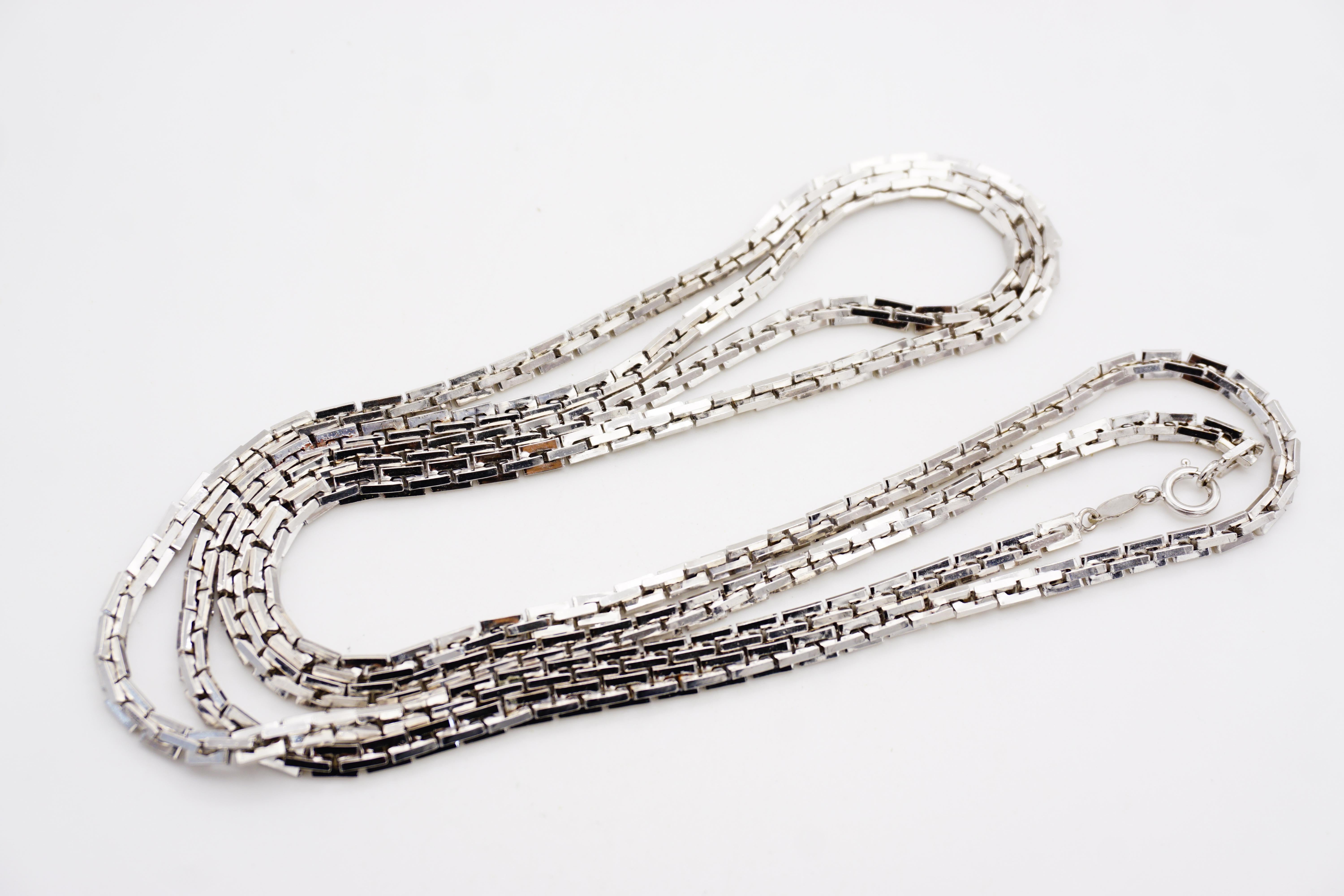 Christian Dior GROSSE 1973 Collar versátil de plata con bisagra de eslabones de caja extralarga en venta 9