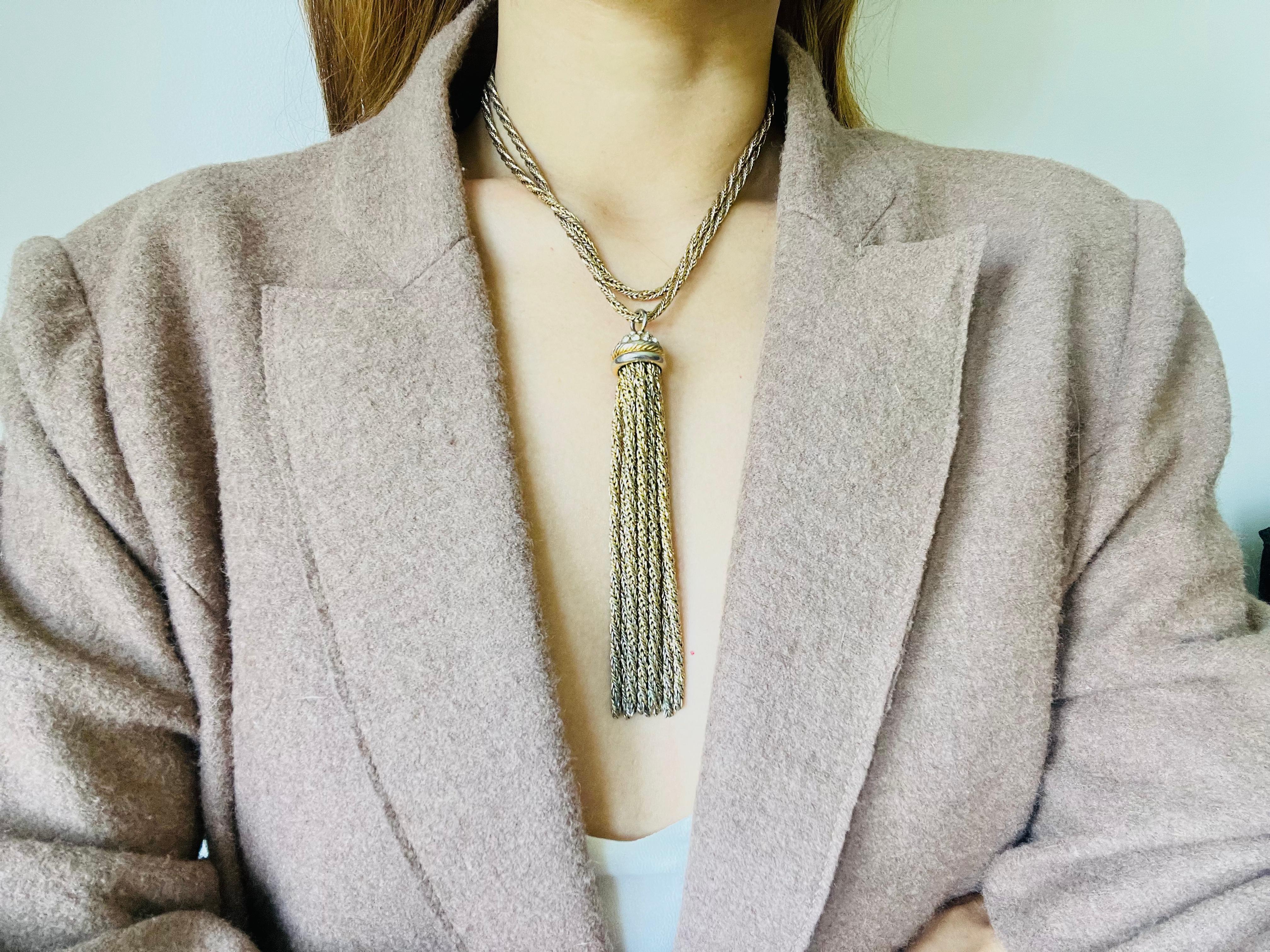 Christian Dior GROSSE, collier long en or avec chaîne tressée et cristaux à glands, 1973 en vente 2