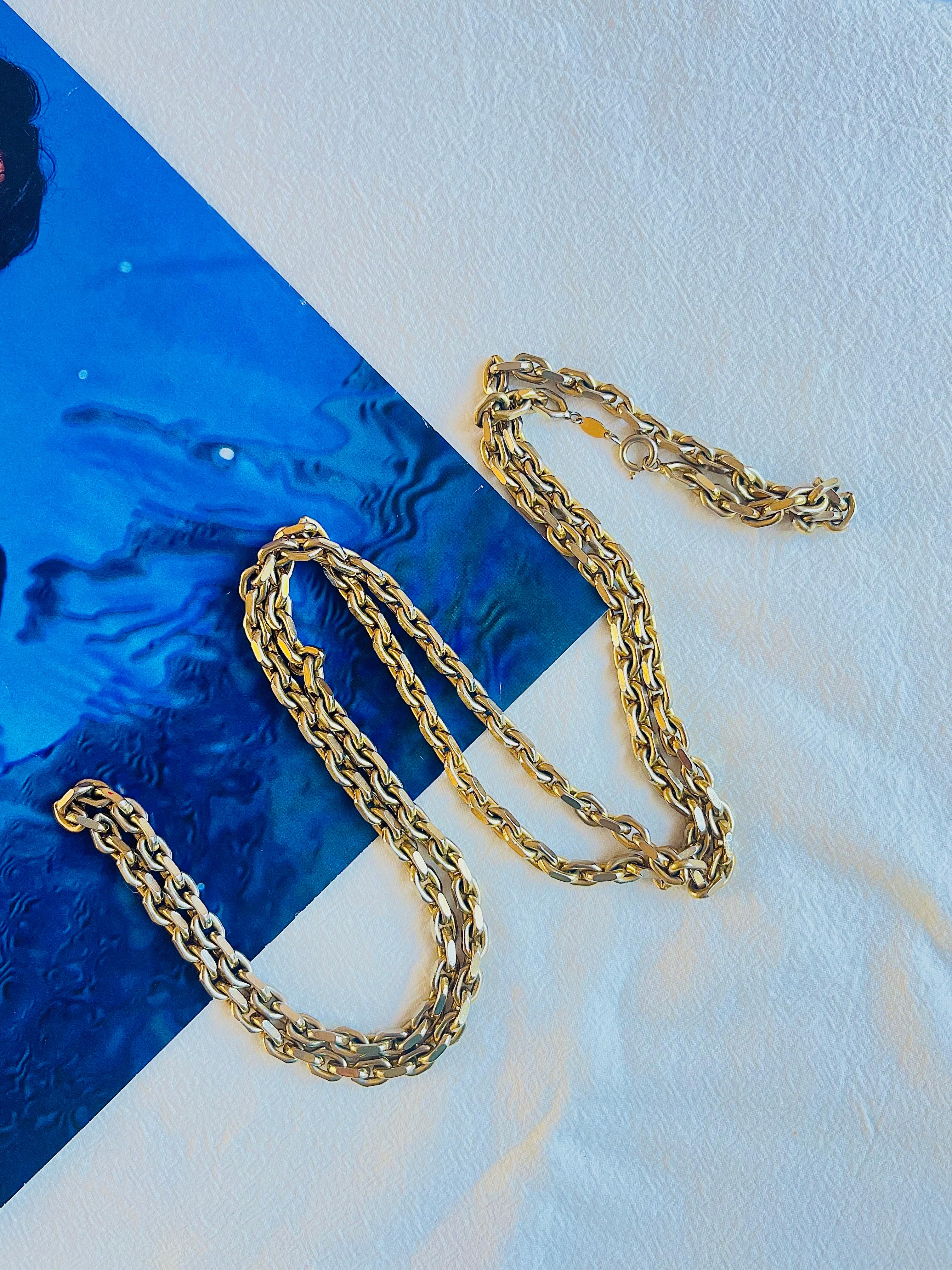 Art nouveau Christian Dior GROSSE 1973 Vintage Versatile Chunky Link Extra Long Necklace en vente