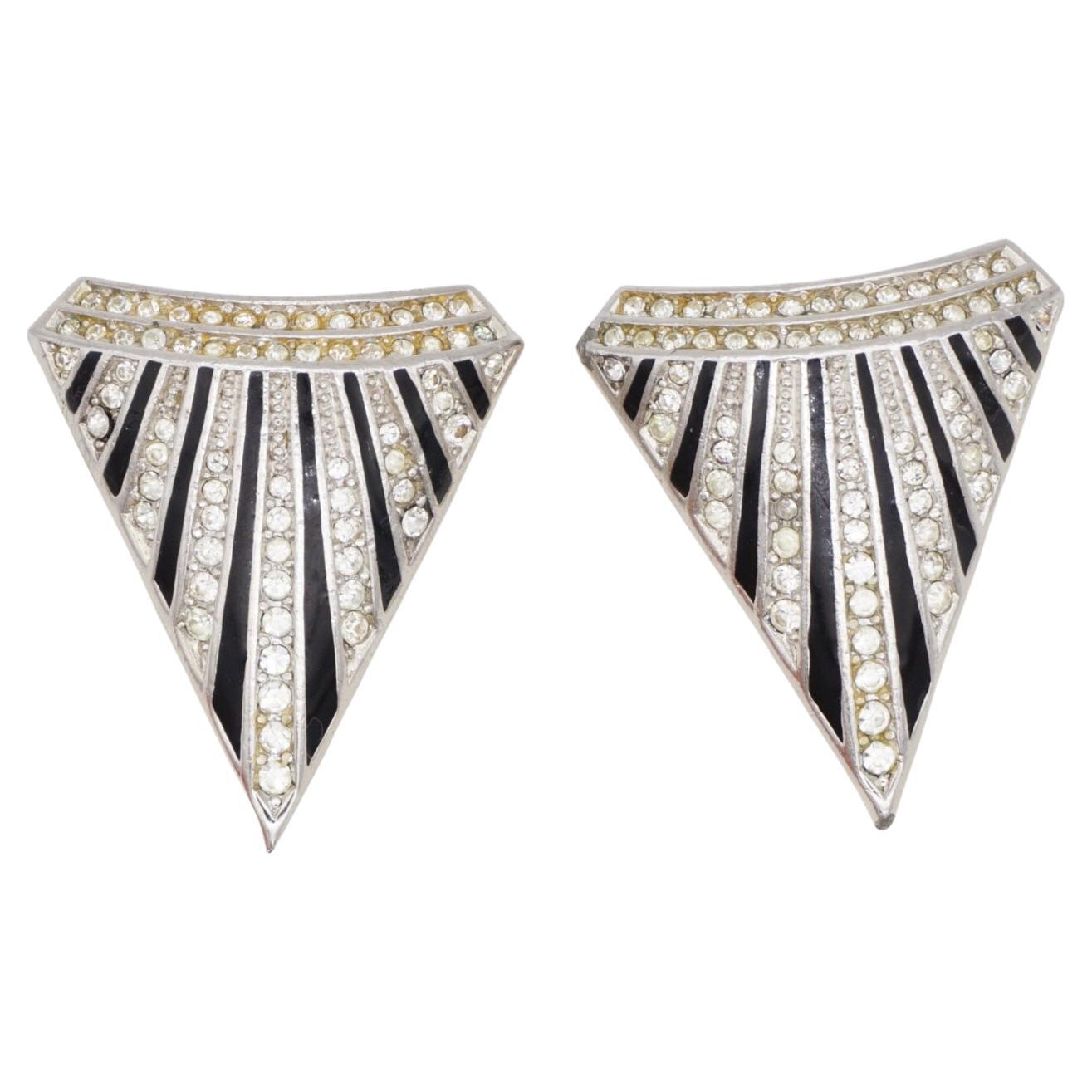 Christian Dior GROSSE 1980s Massive Black Crystals Radiant Triangle Earrings en venta