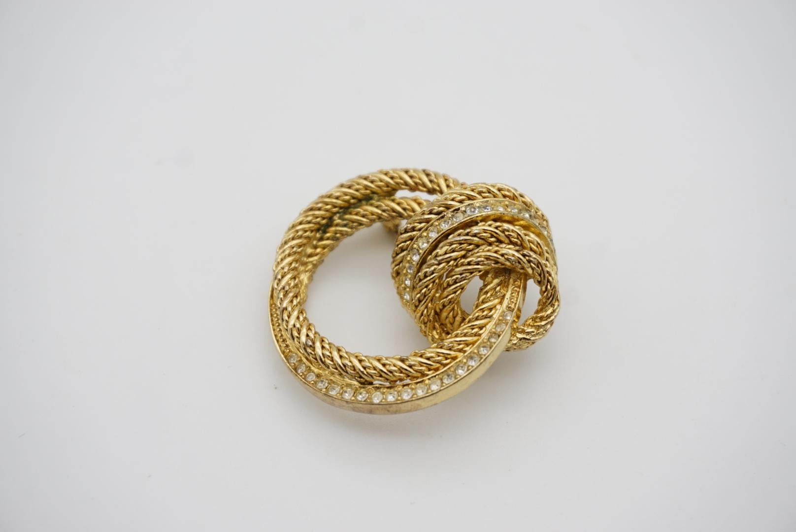 Christian Dior GROSSE 1980s Vintage Crystals Hoop Knot Twist Rope Gold Brooch For Sale 2