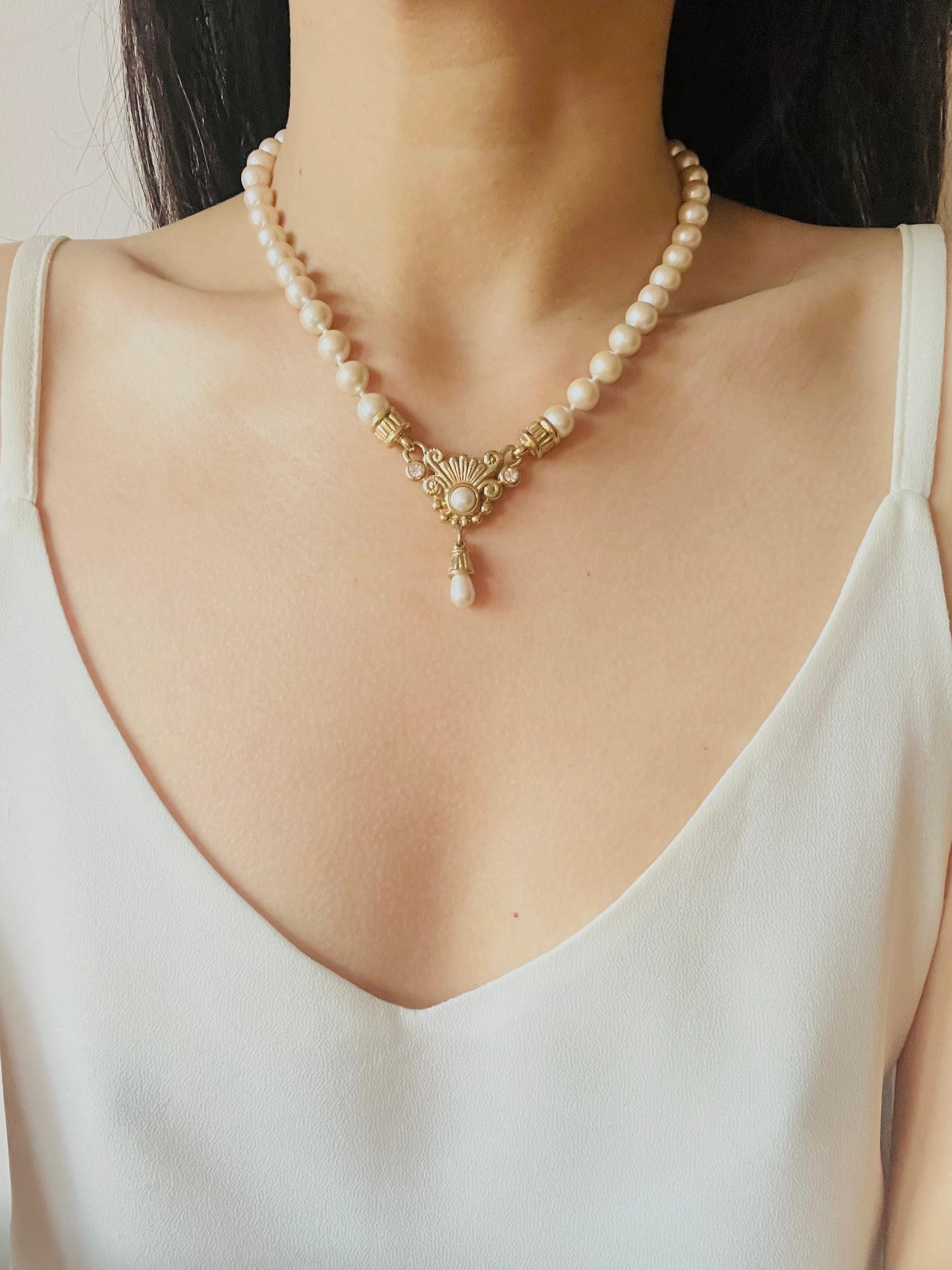 Christian Dior GROSSE Baroque Whole White Pearls Water Drop Crystals Necklace For Sale 1