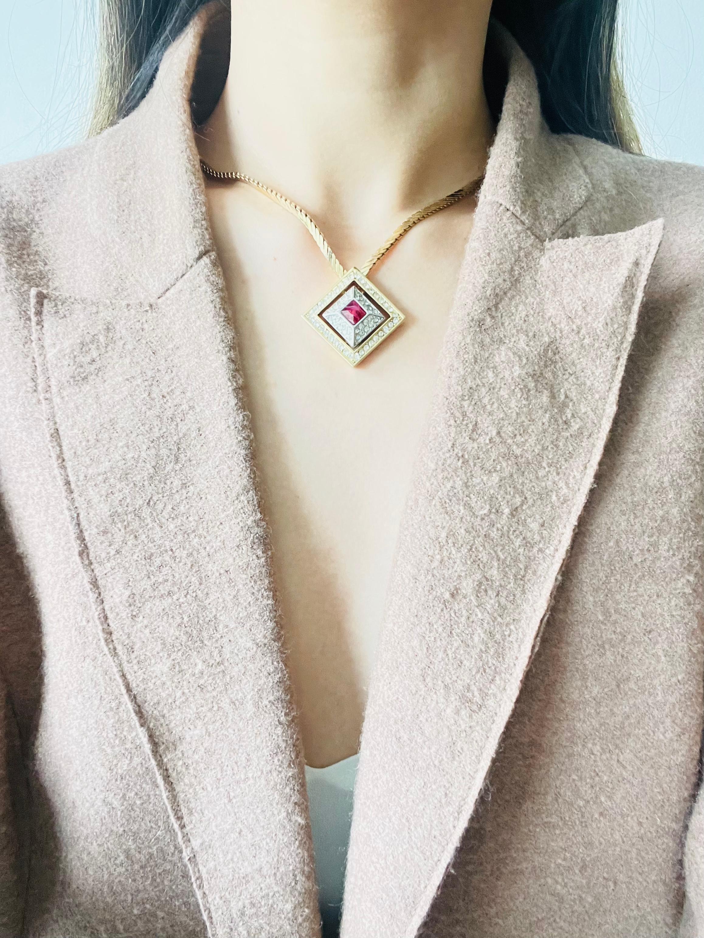 Christian Dior GROSSE Double Square Ruby Crystal Openwork Link Pyramid Necklace For Sale 5